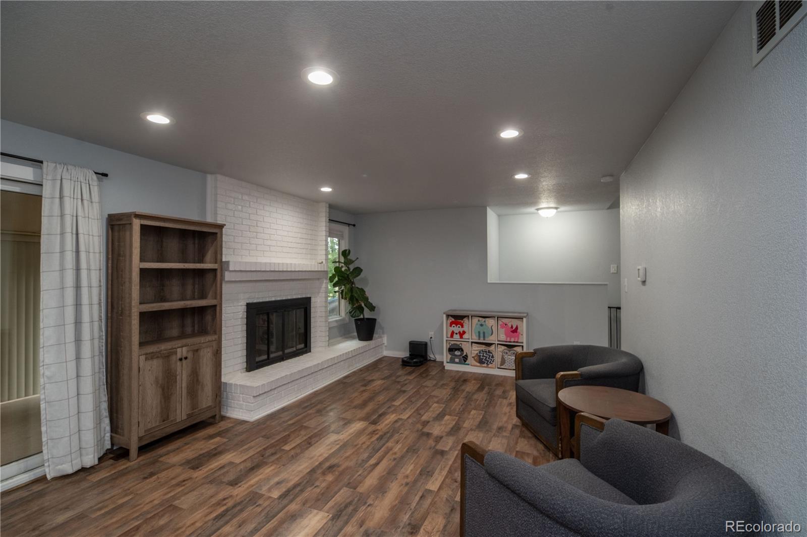 MLS Image #11 for 10879 w 65th way,arvada, Colorado