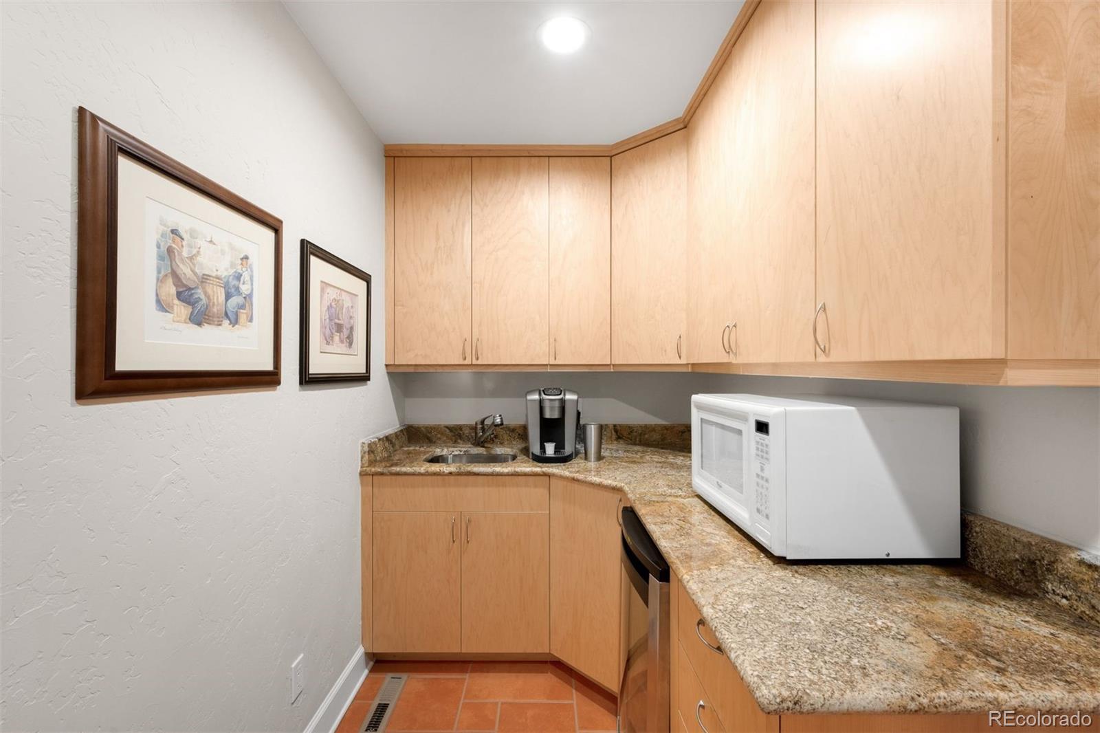 MLS Image #8 for 2800 s university boulevard 69,denver, Colorado