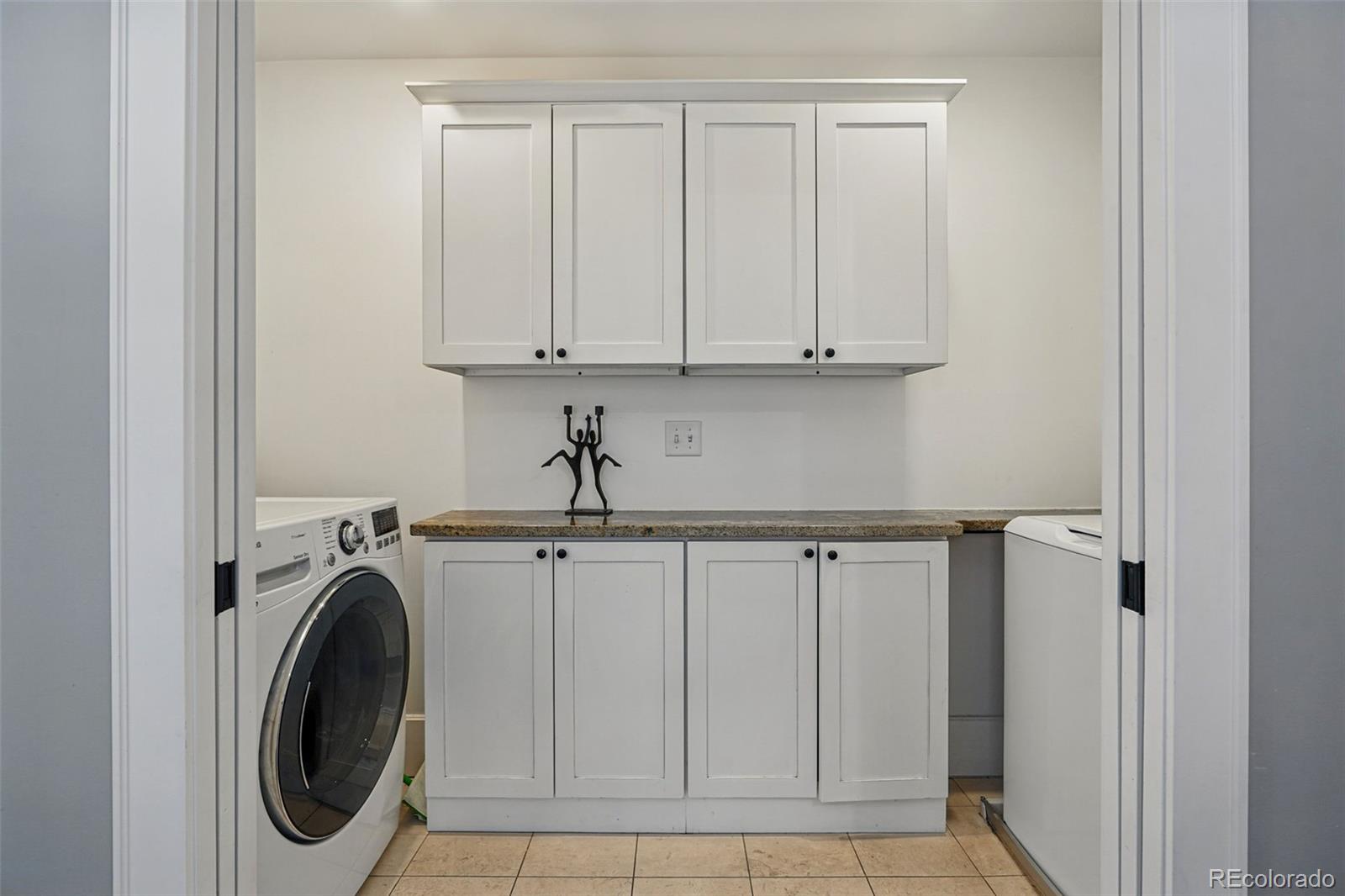 MLS Image #24 for 201 s lafayette street,denver, Colorado