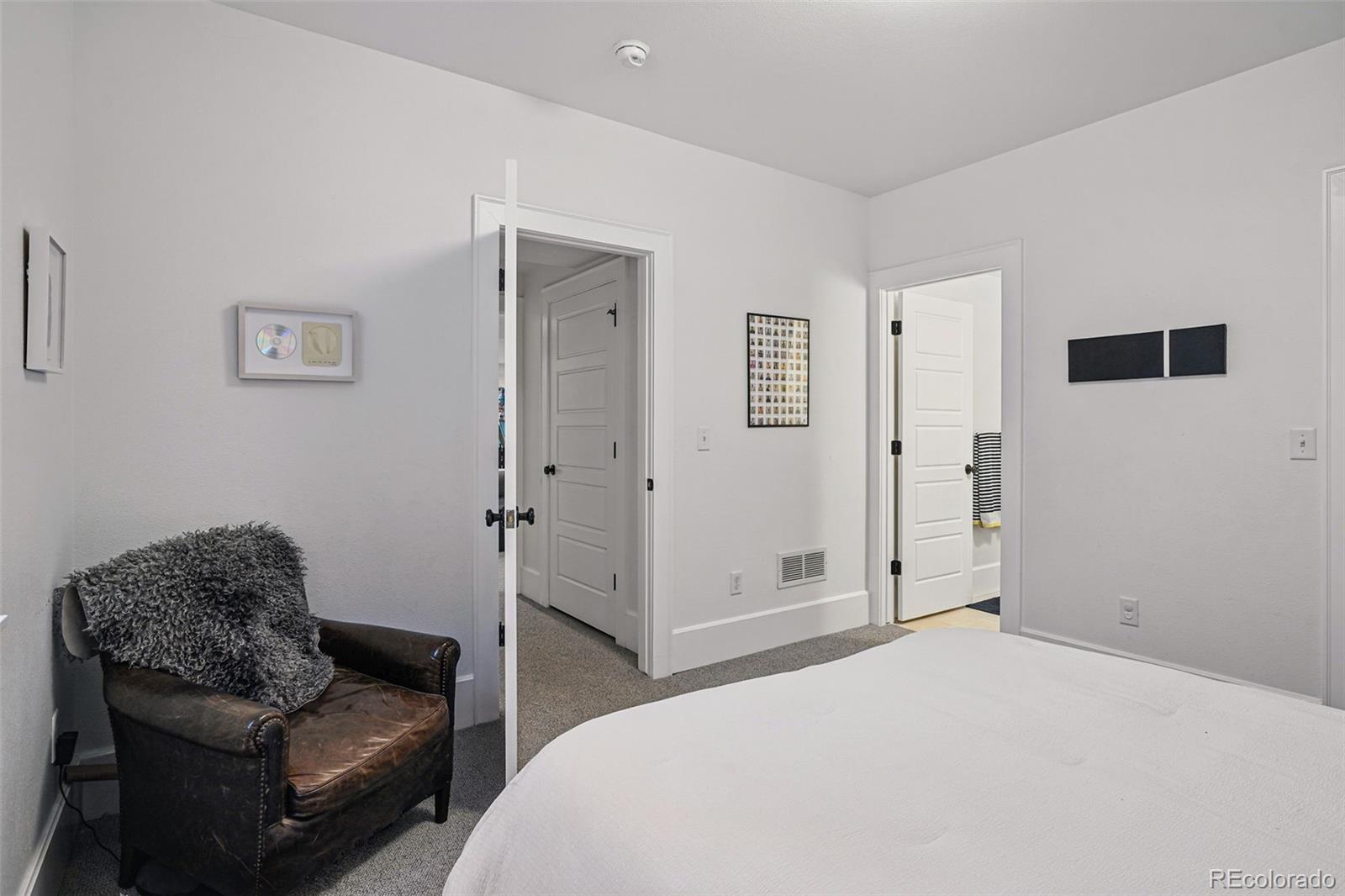 MLS Image #33 for 201 s lafayette street,denver, Colorado