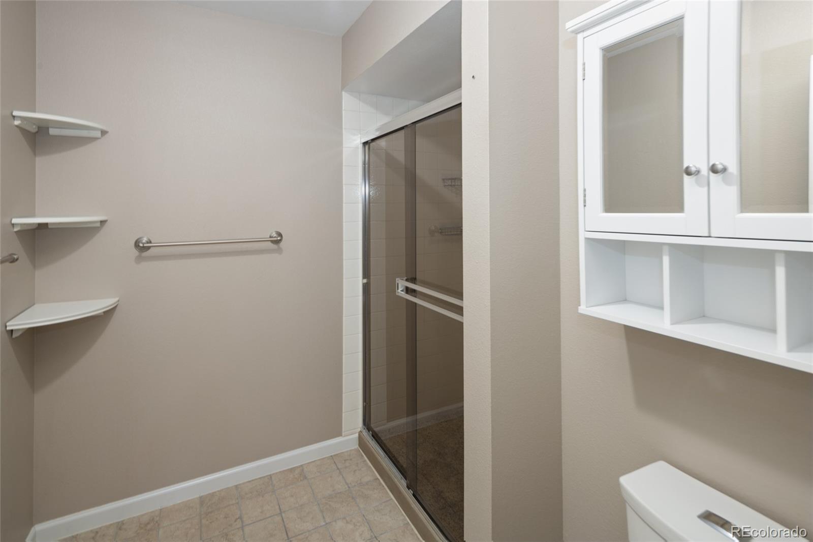 MLS Image #29 for 4505 s yosemite street,denver, Colorado
