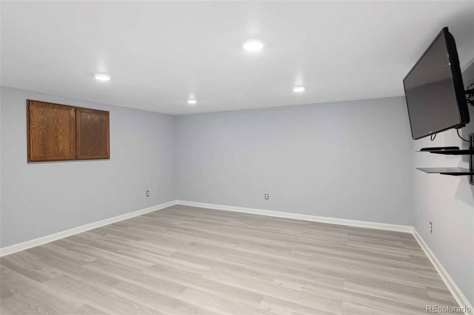 MLS Image #38 for 4505 s yosemite street,denver, Colorado