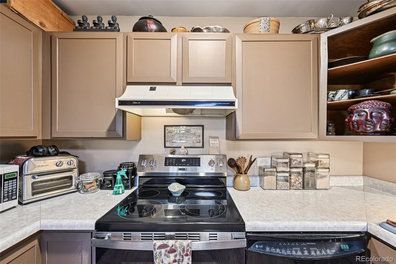 MLS Image #10 for 650 s alton way,denver, Colorado