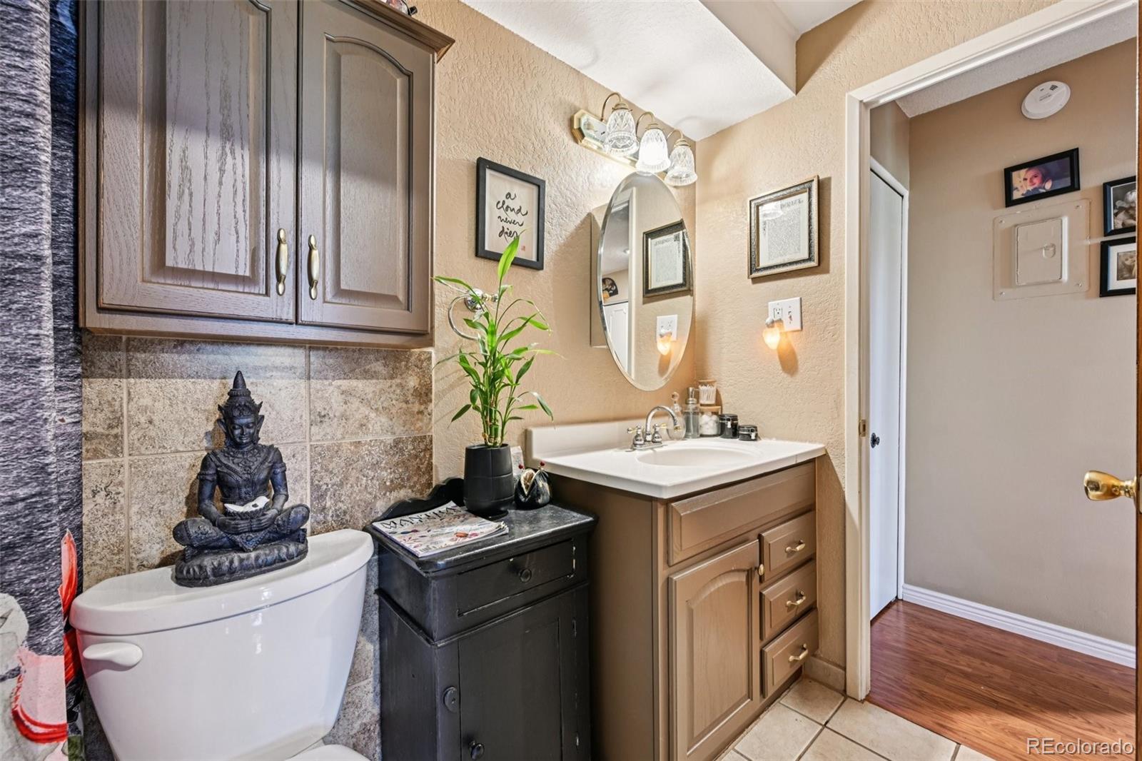 MLS Image #15 for 650 s alton way,denver, Colorado