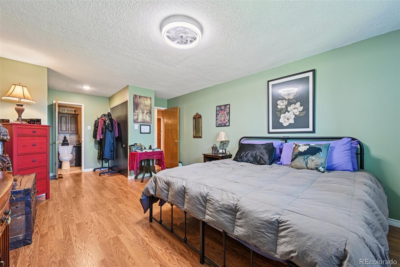 MLS Image #18 for 650 s alton way,denver, Colorado