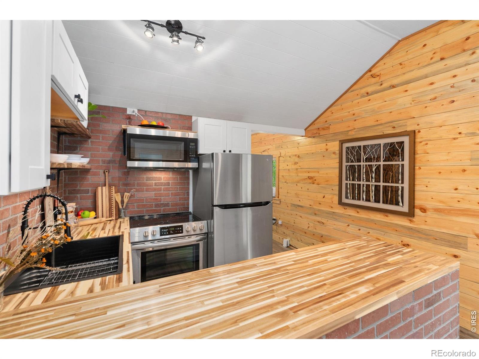 MLS Image #18 for 6781  county road 43 ,glen haven, Colorado