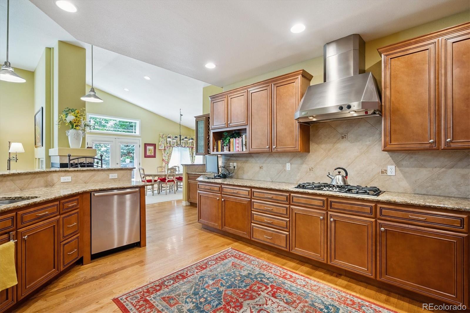 MLS Image #12 for 16324  river haven way,morrison, Colorado