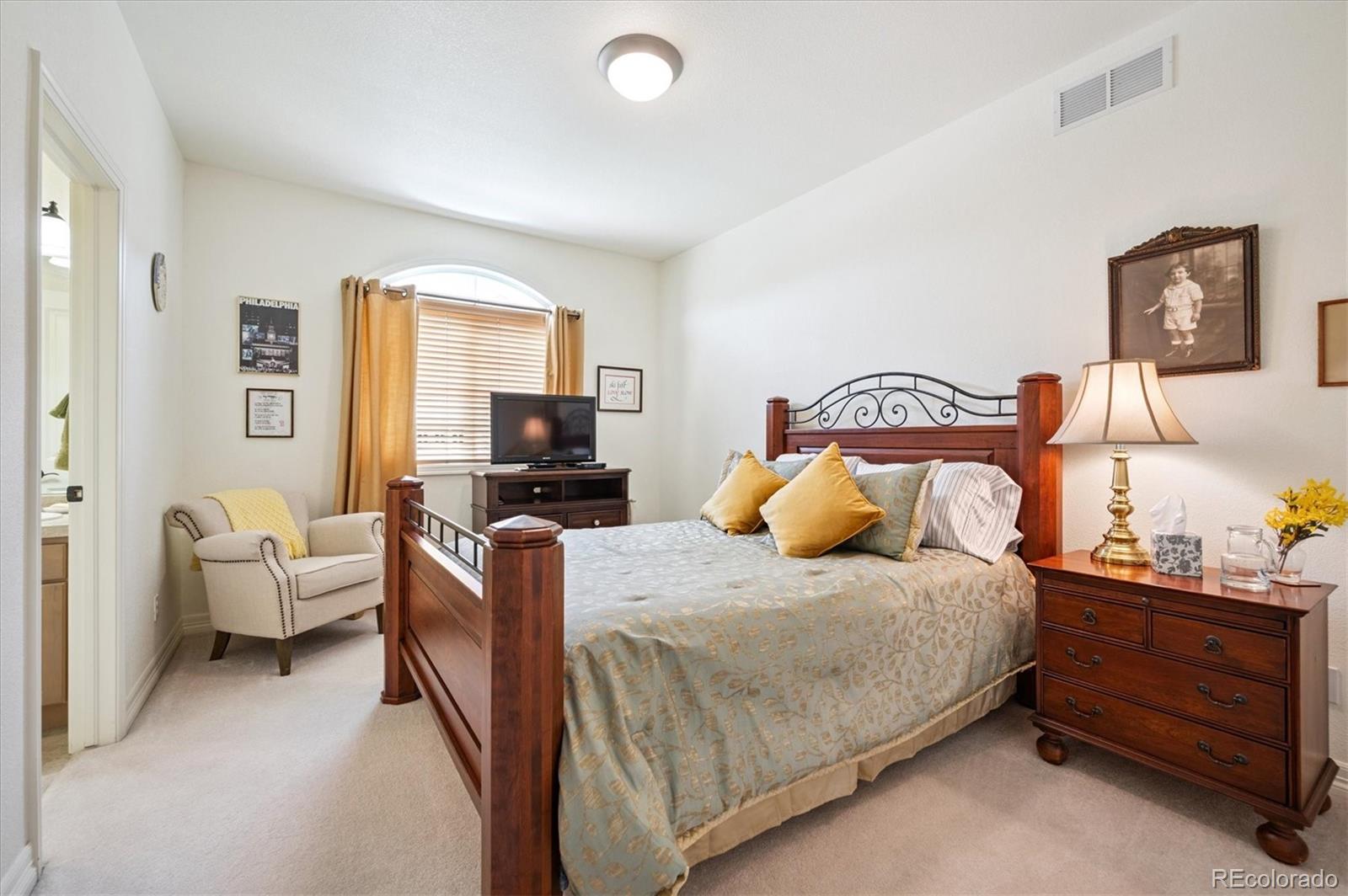 MLS Image #16 for 16324  river haven way,morrison, Colorado