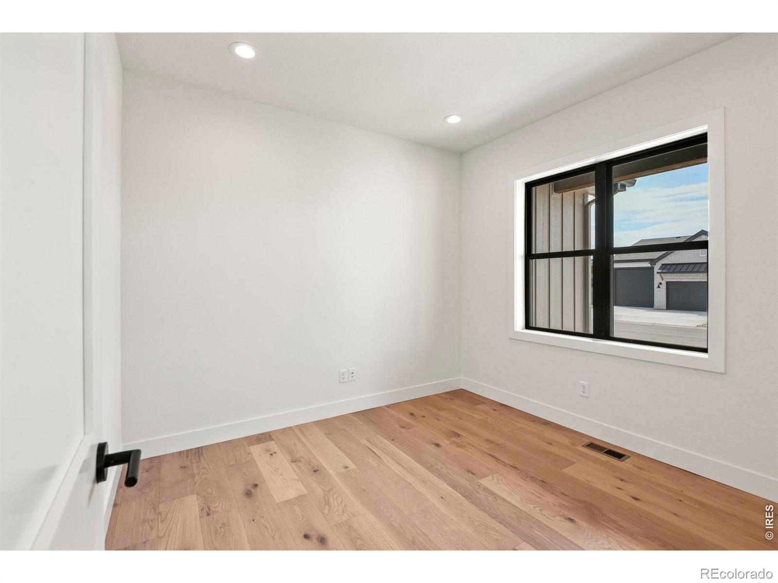 MLS Image #14 for 1424  burt avenue,berthoud, Colorado
