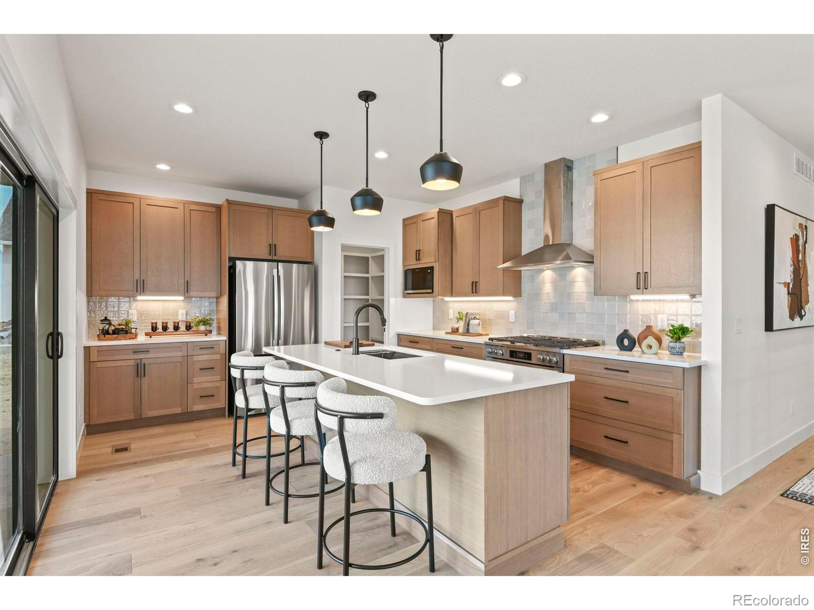 MLS Image #4 for 1424  burt avenue,berthoud, Colorado