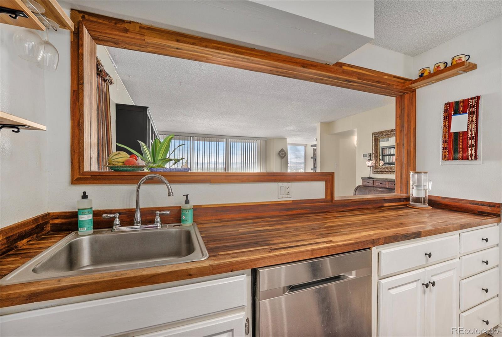 MLS Image #10 for 1020  15th street 22a,denver, Colorado