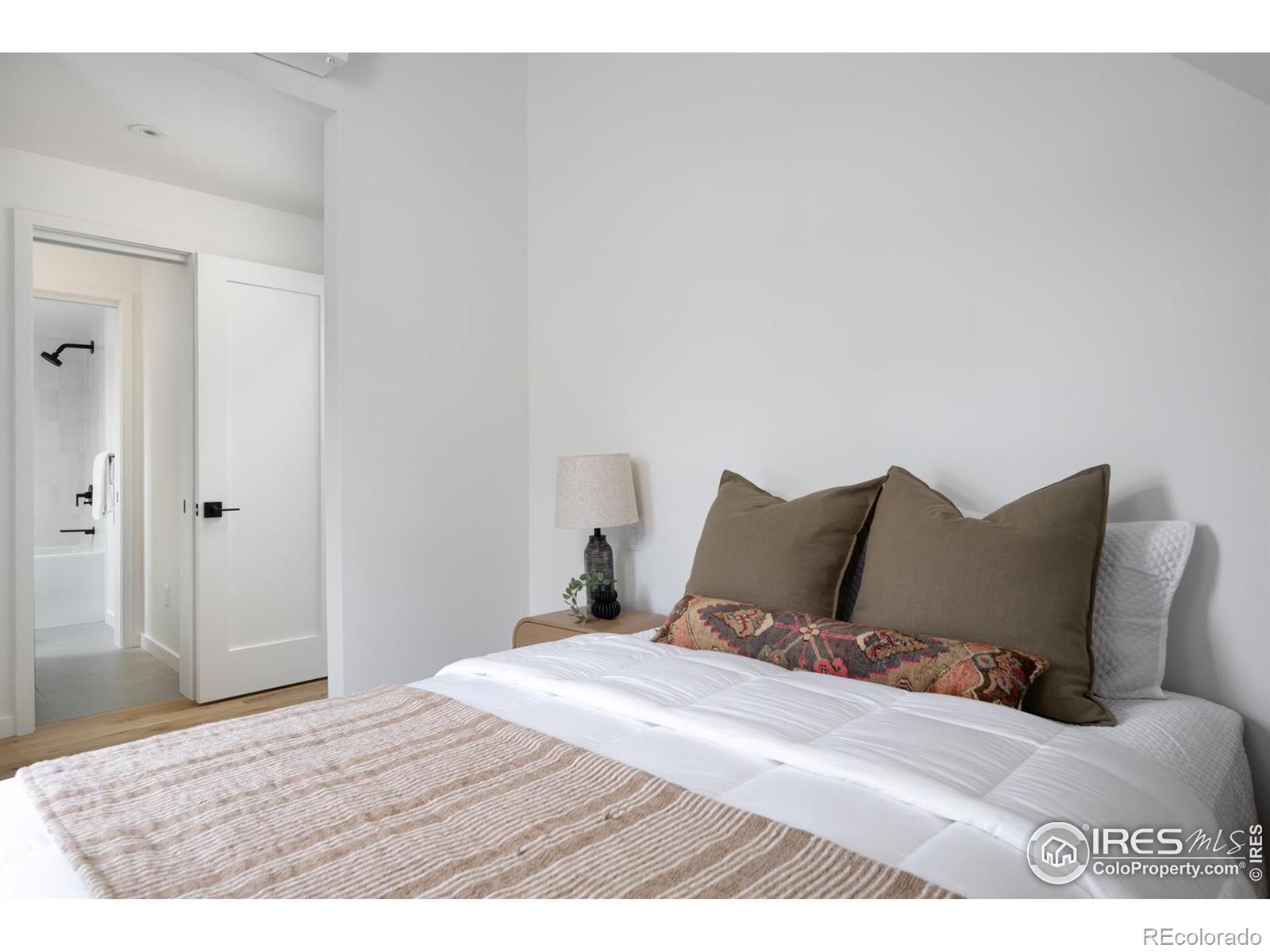 MLS Image #29 for 934  spruce street,boulder, Colorado