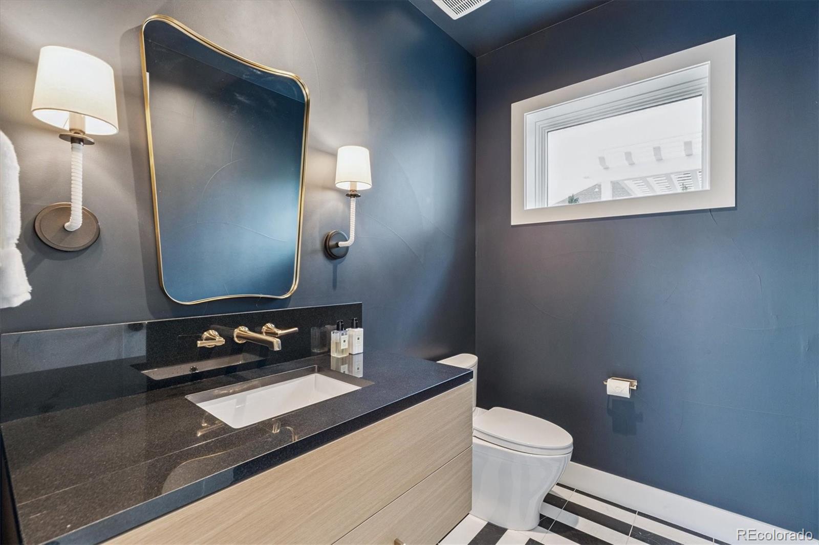 MLS Image #15 for 1377 s saint paul street,denver, Colorado