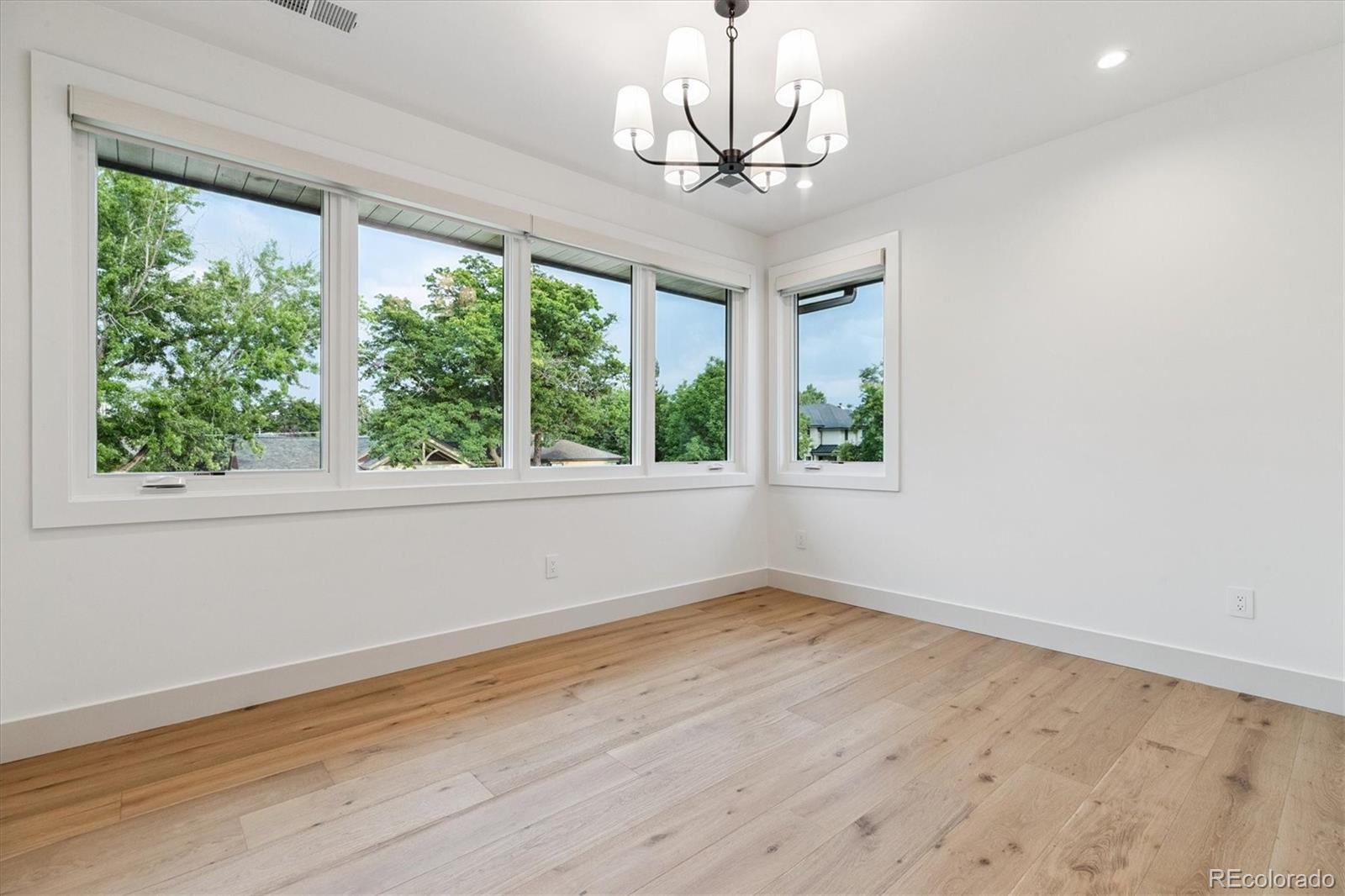 MLS Image #30 for 1377 s saint paul street,denver, Colorado