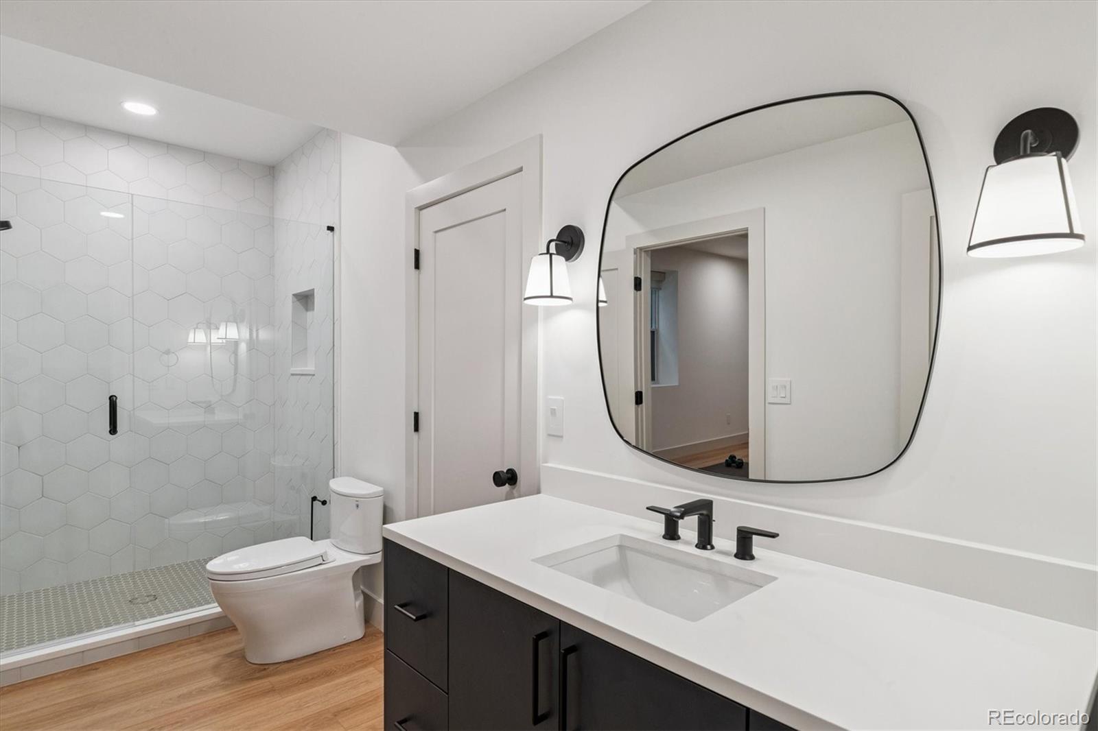MLS Image #35 for 1377 s saint paul street,denver, Colorado