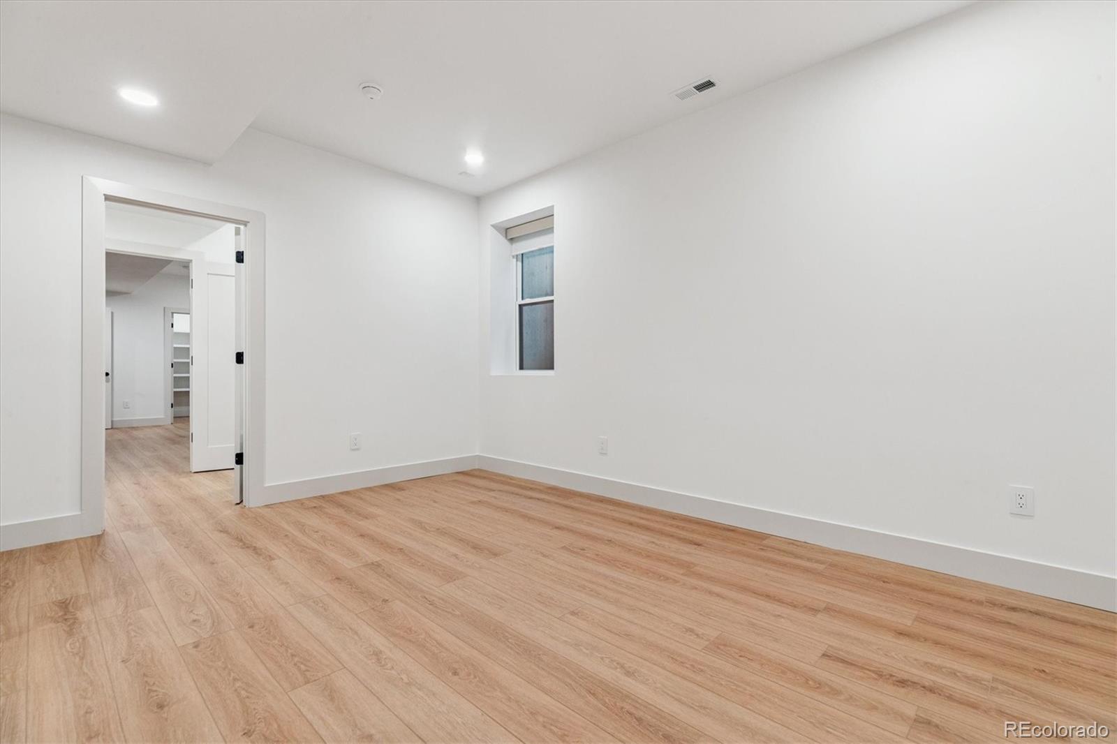 MLS Image #37 for 1377 s saint paul street,denver, Colorado