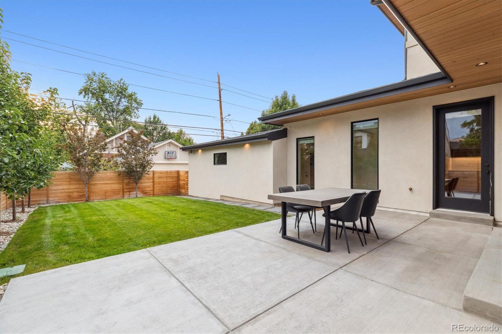 MLS Image #40 for 1377 s saint paul street,denver, Colorado