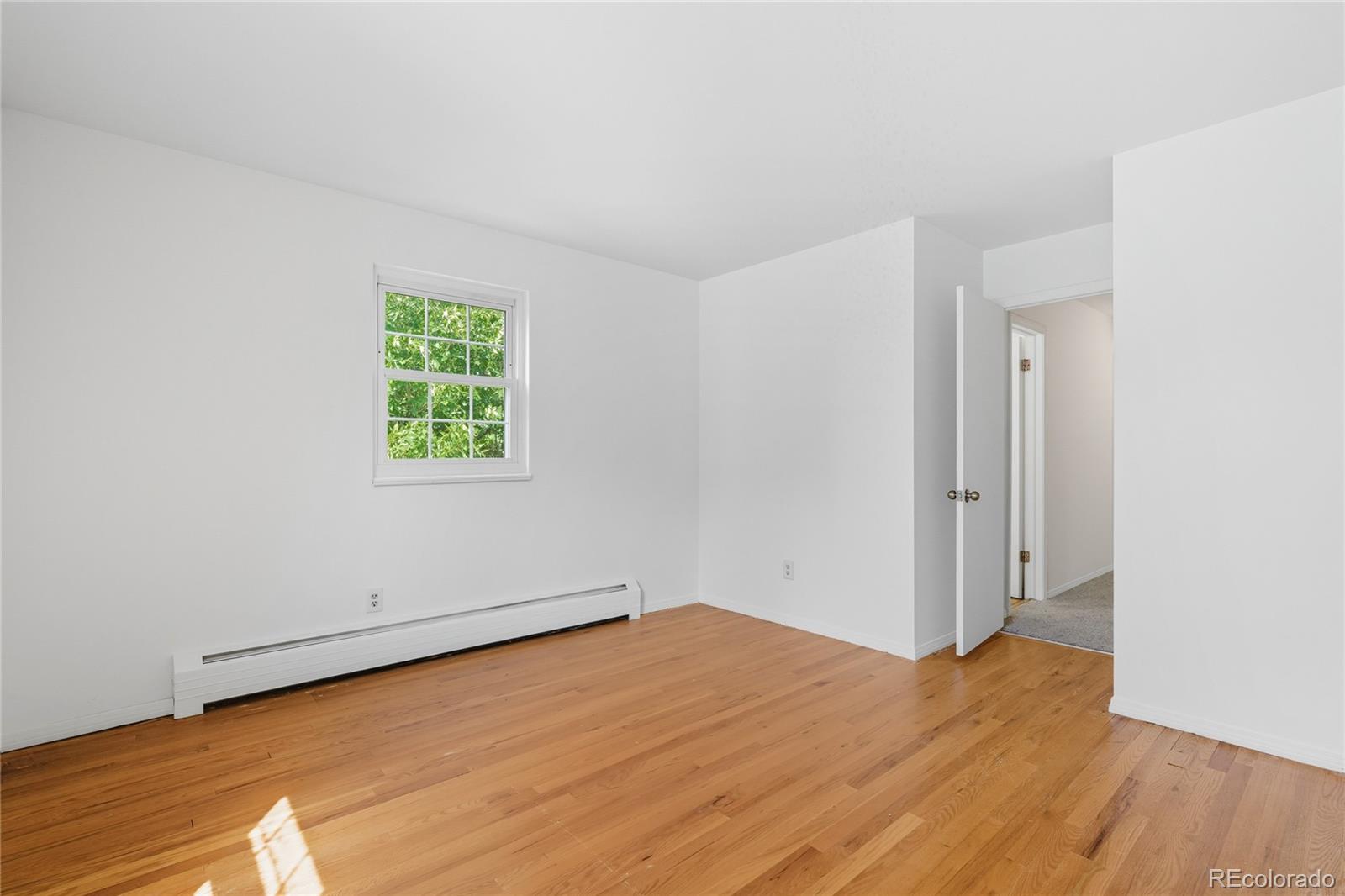 MLS Image #18 for 3090  carter circle,denver, Colorado