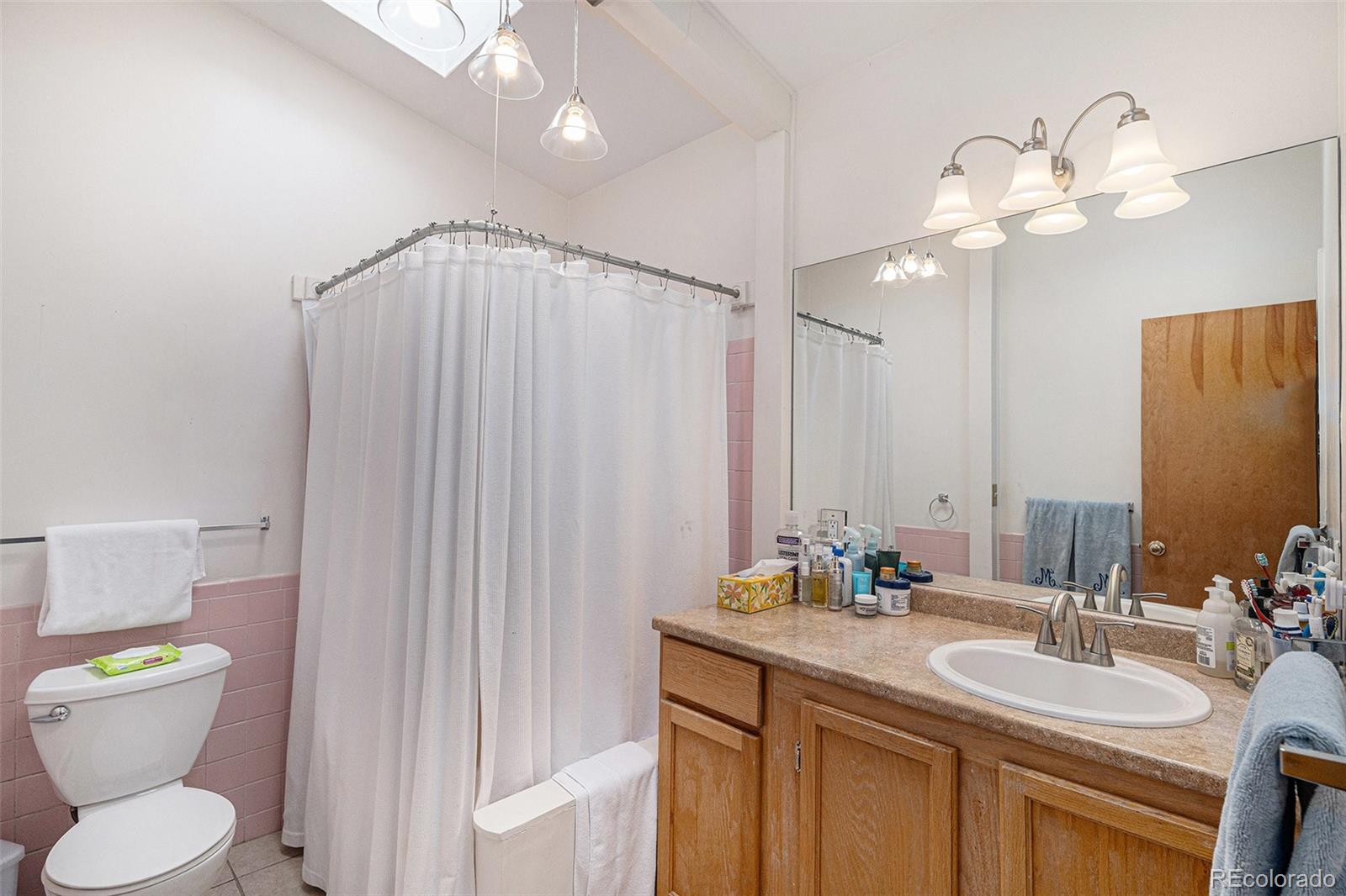 MLS Image #12 for 1575 s grape street,denver, Colorado