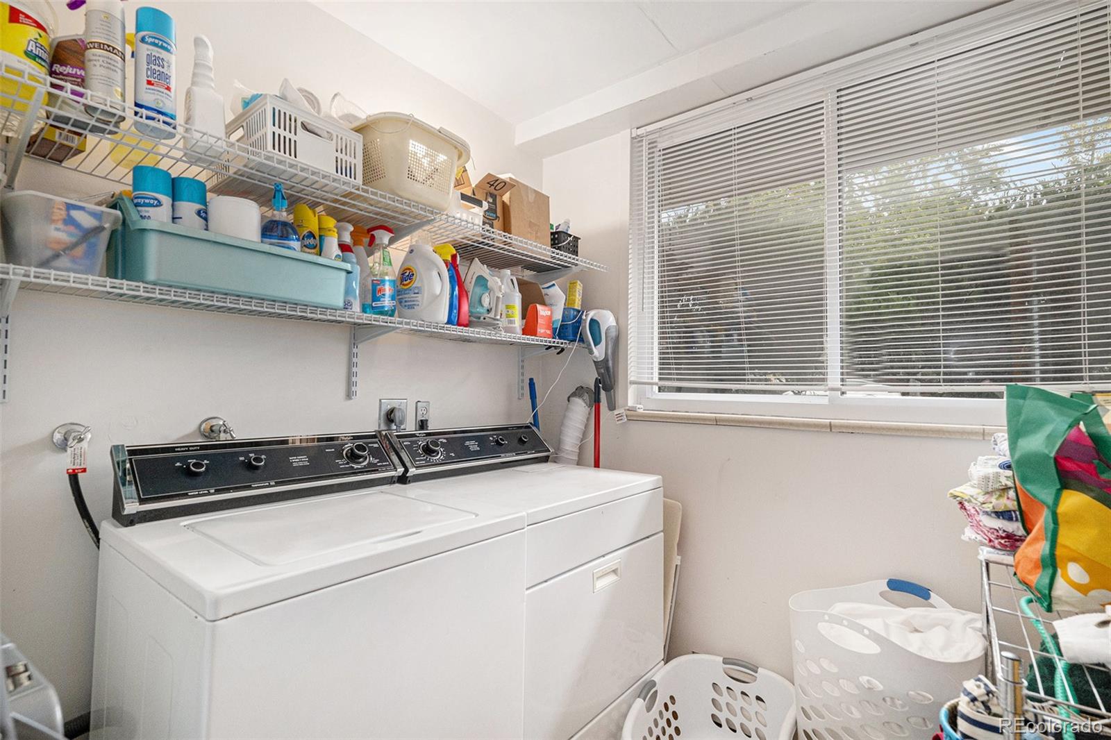 MLS Image #18 for 1575 s grape street,denver, Colorado