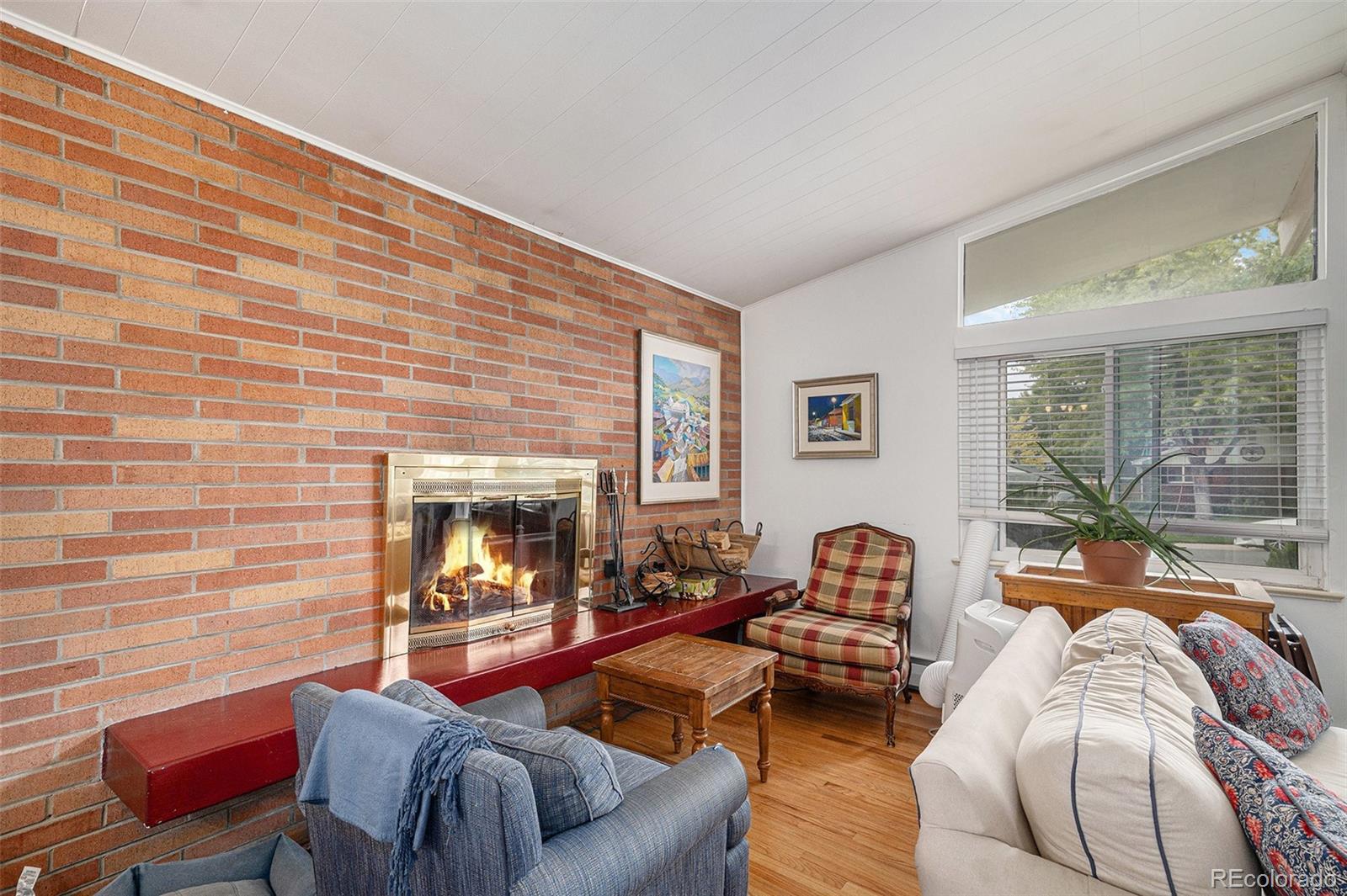 MLS Image #4 for 1575 s grape street,denver, Colorado