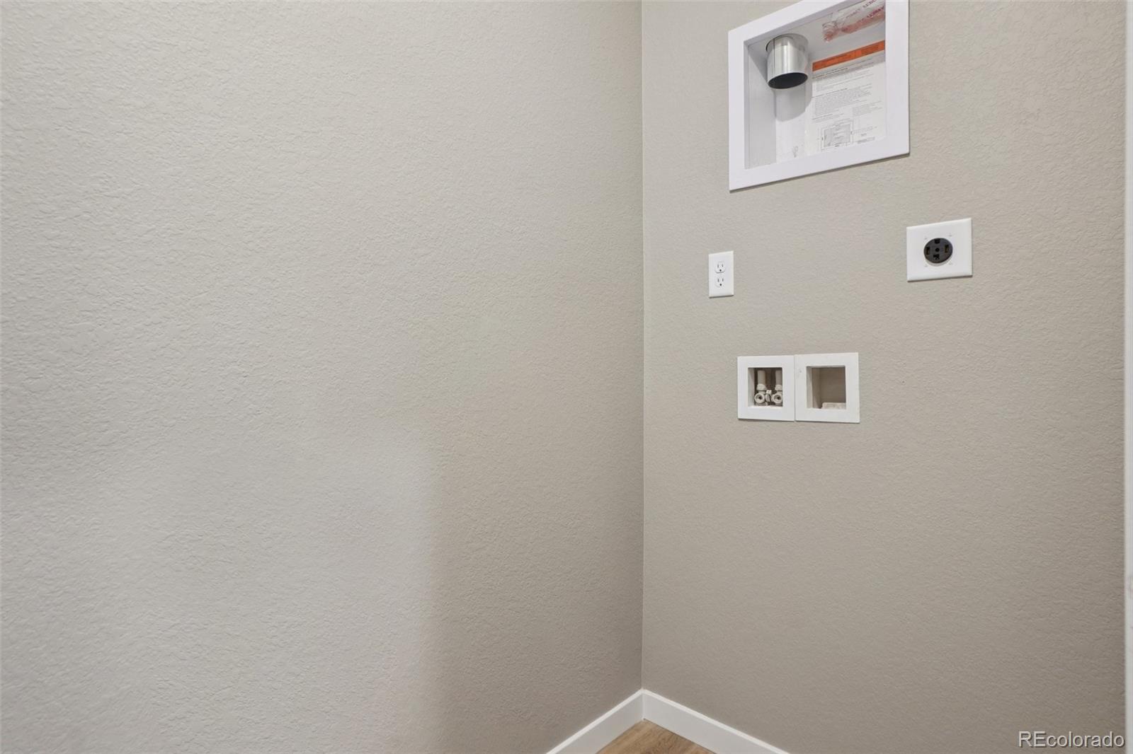 MLS Image #24 for 5423 n eaton park way,aurora, Colorado
