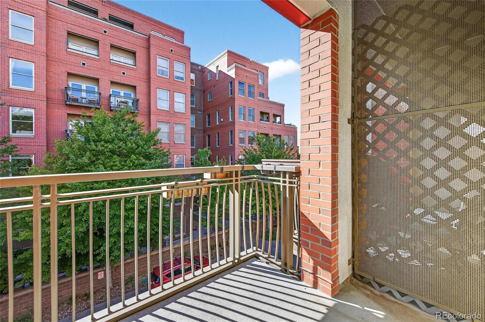 MLS Image #22 for 1631 n emerson street 323,denver, Colorado