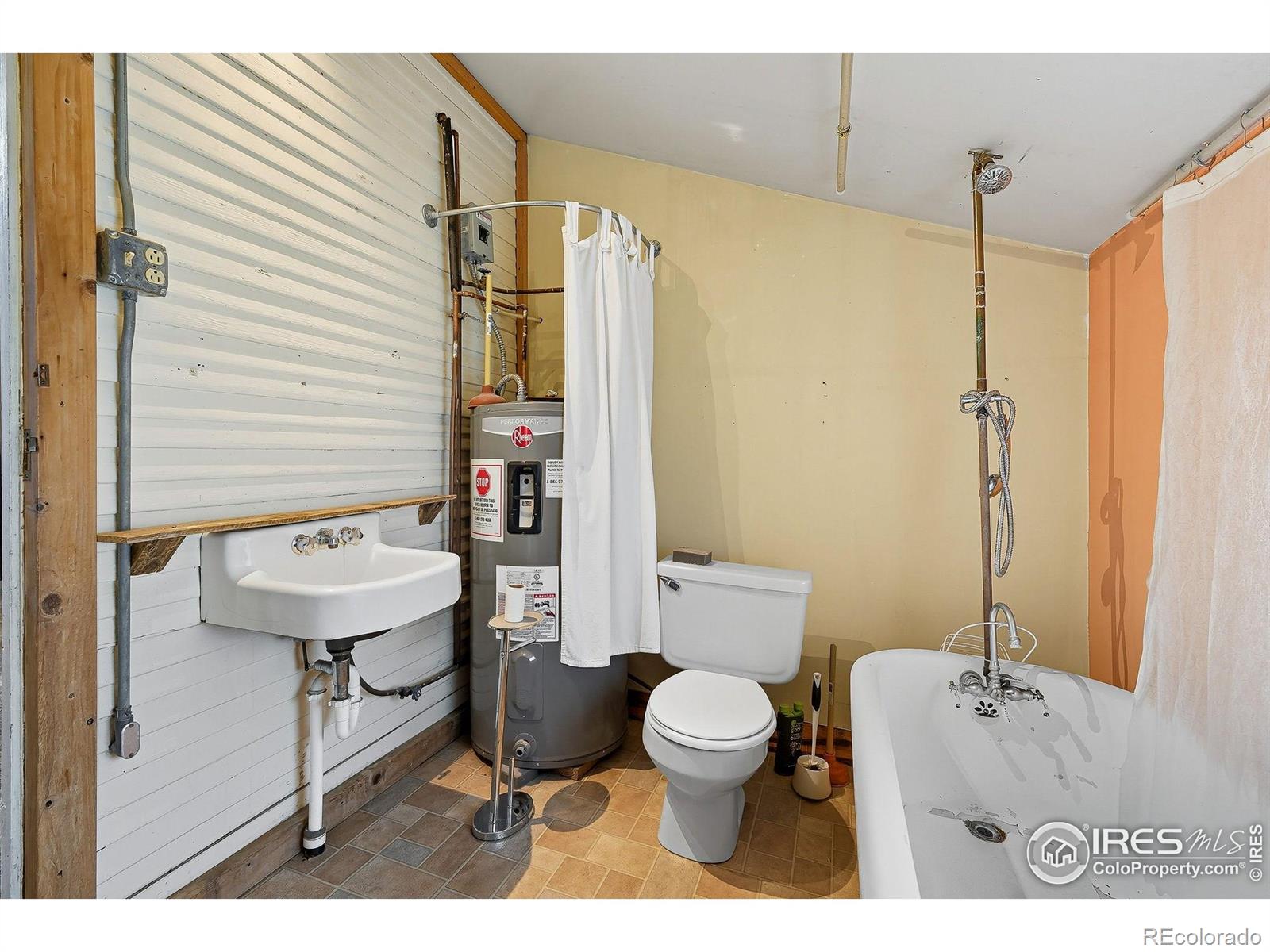 MLS Image #14 for 6122  fourmile canyon drive,boulder, Colorado