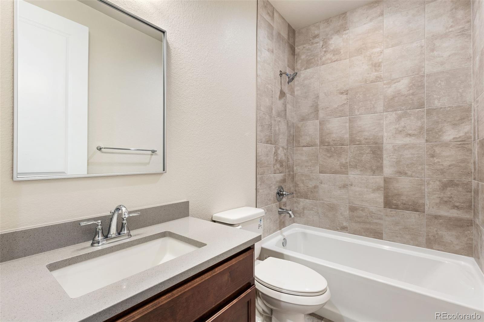 MLS Image #5 for 307  josef circle,fort lupton, Colorado