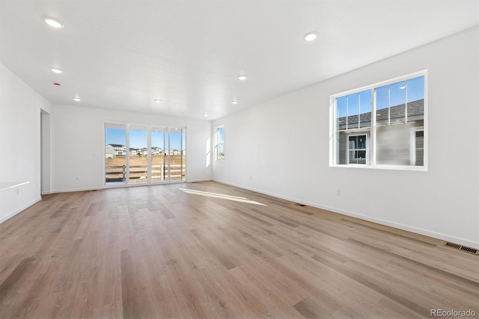 MLS Image #8 for 311  smith avenue,keenesburg, Colorado