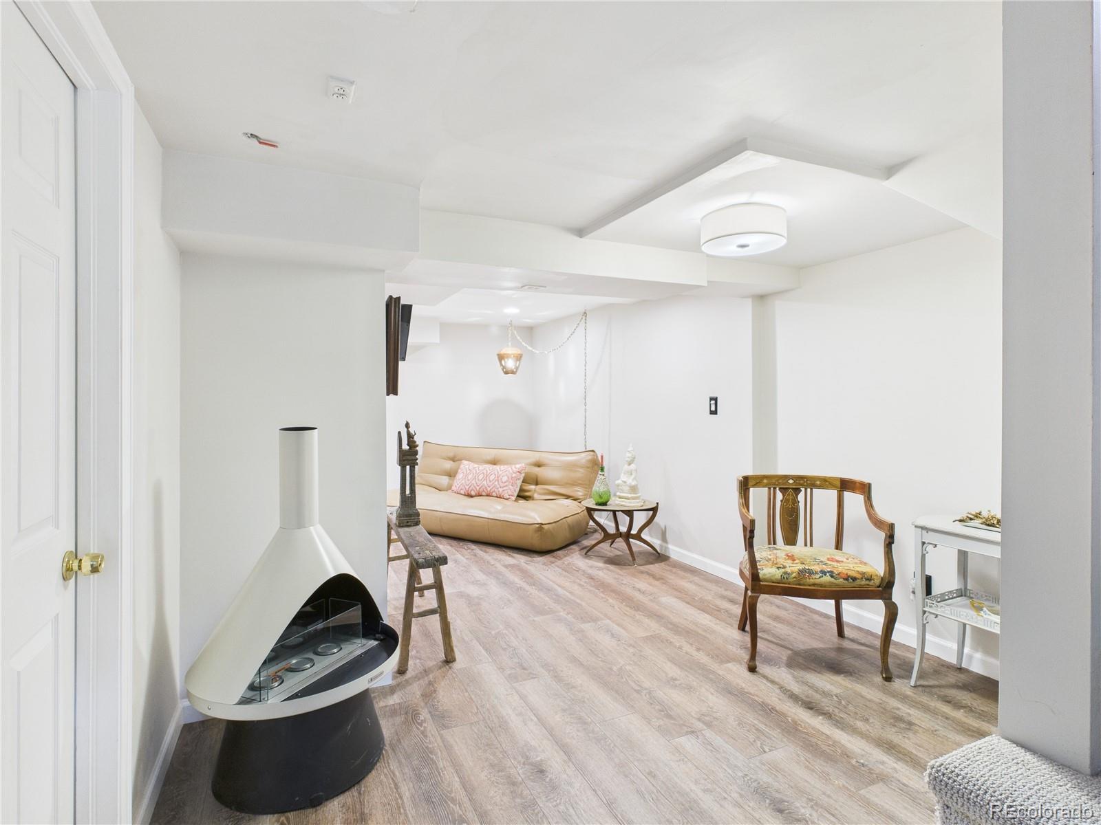 MLS Image #18 for 1175  harrison street,denver, Colorado