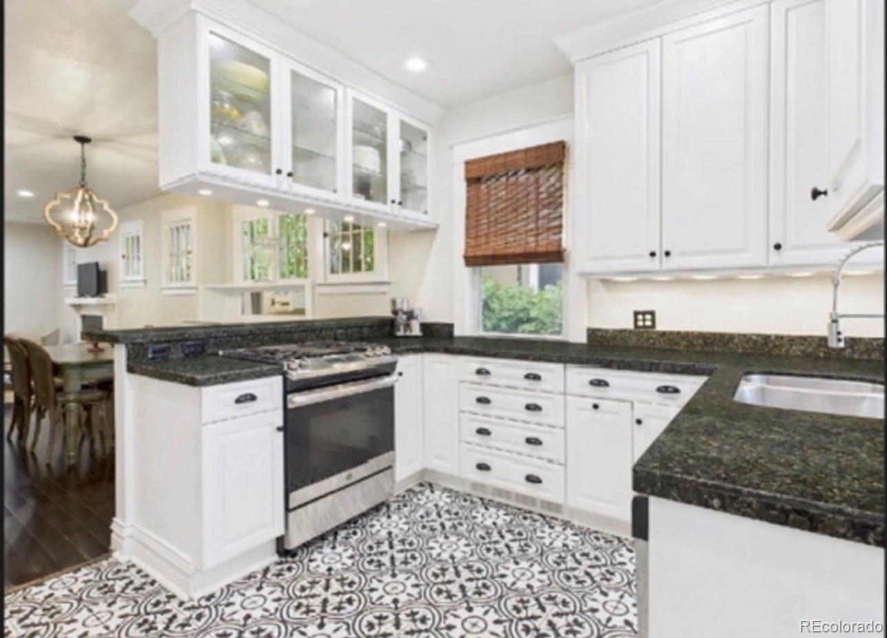 MLS Image #8 for 1175  harrison street,denver, Colorado