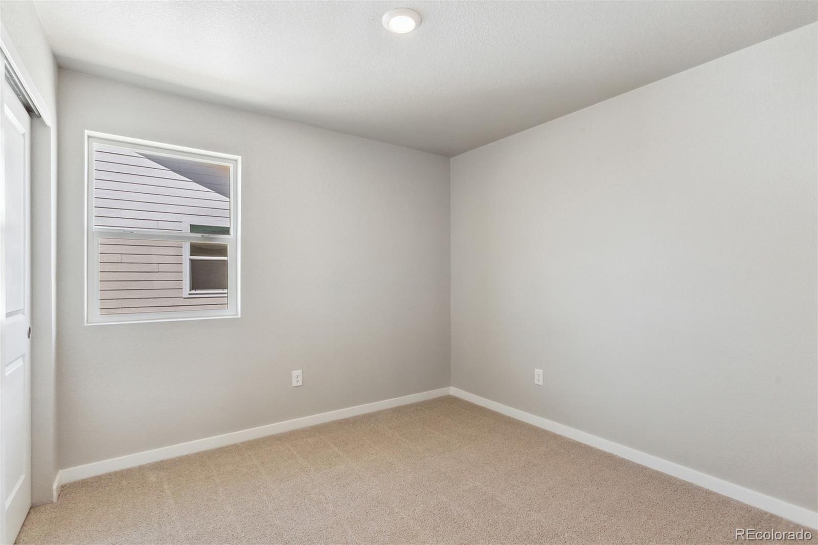 MLS Image #15 for 48210  shetland drive,bennett, Colorado