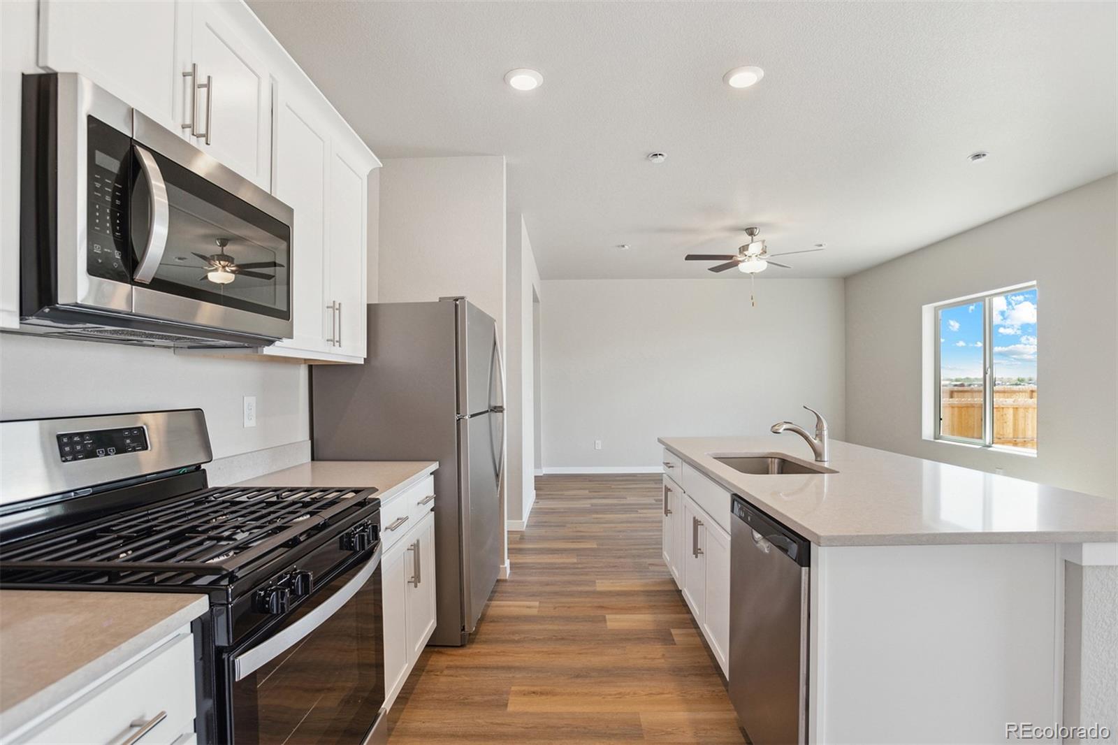 MLS Image #7 for 48210  shetland drive,bennett, Colorado