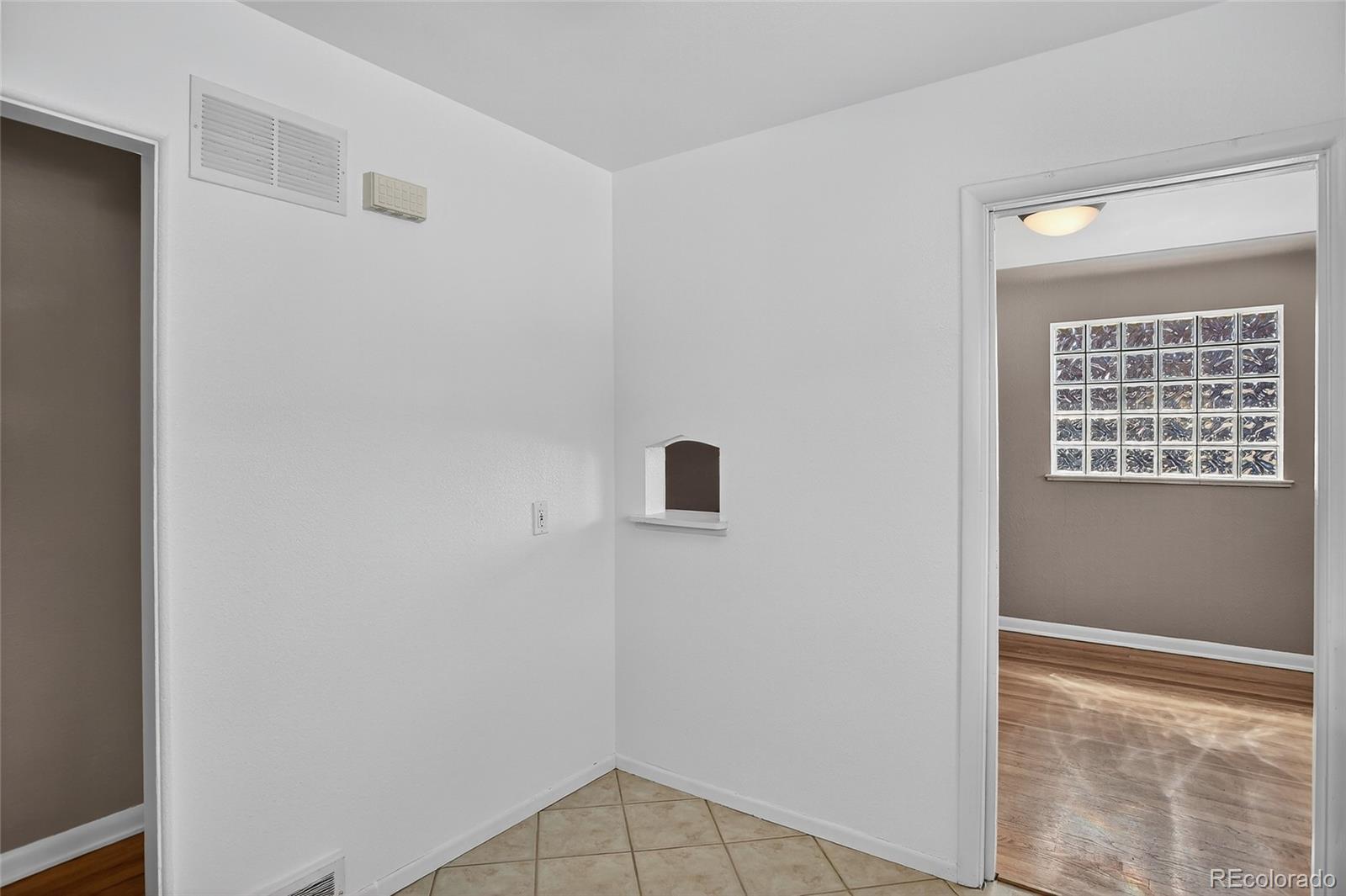 MLS Image #21 for 2525 & 2527 s university boulevard,denver, Colorado