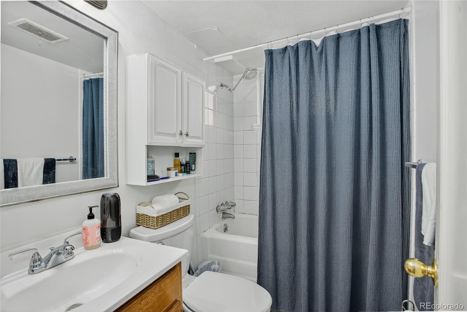 MLS Image #34 for 2525 & 2527 s university boulevard,denver, Colorado