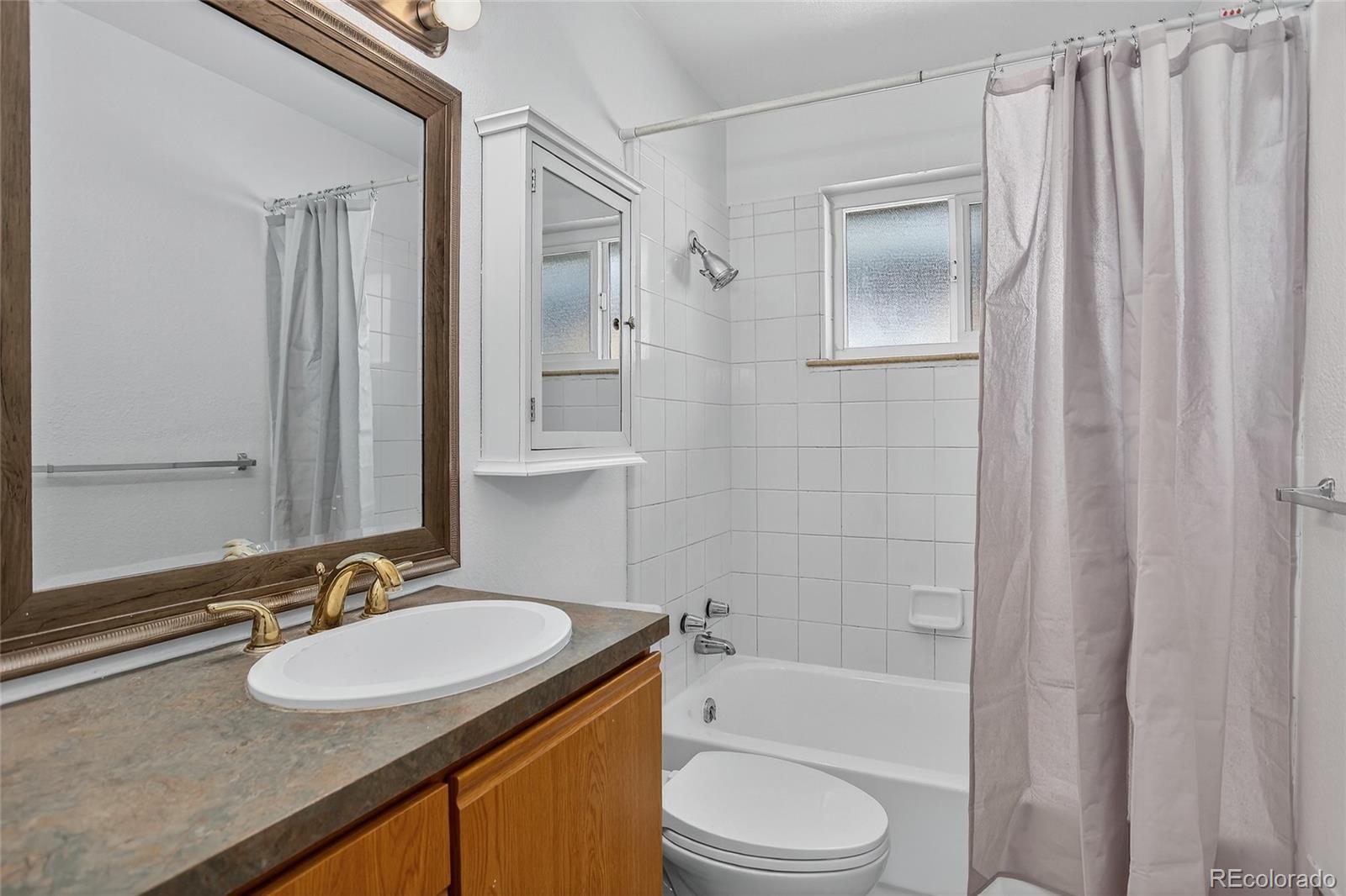 MLS Image #9 for 2525 & 2527 s university boulevard,denver, Colorado