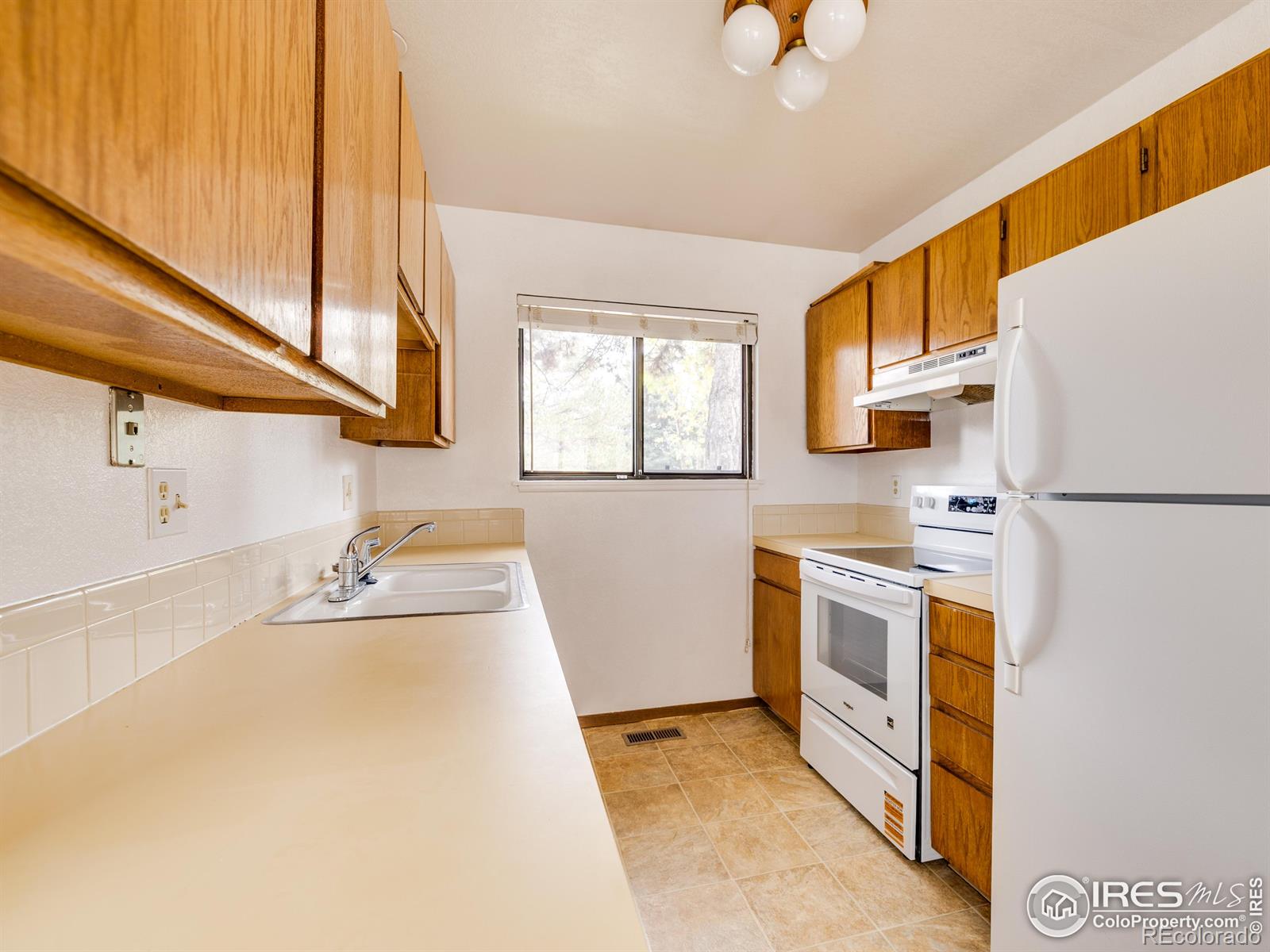 MLS Image #8 for 814  arbor avenue,fort collins, Colorado