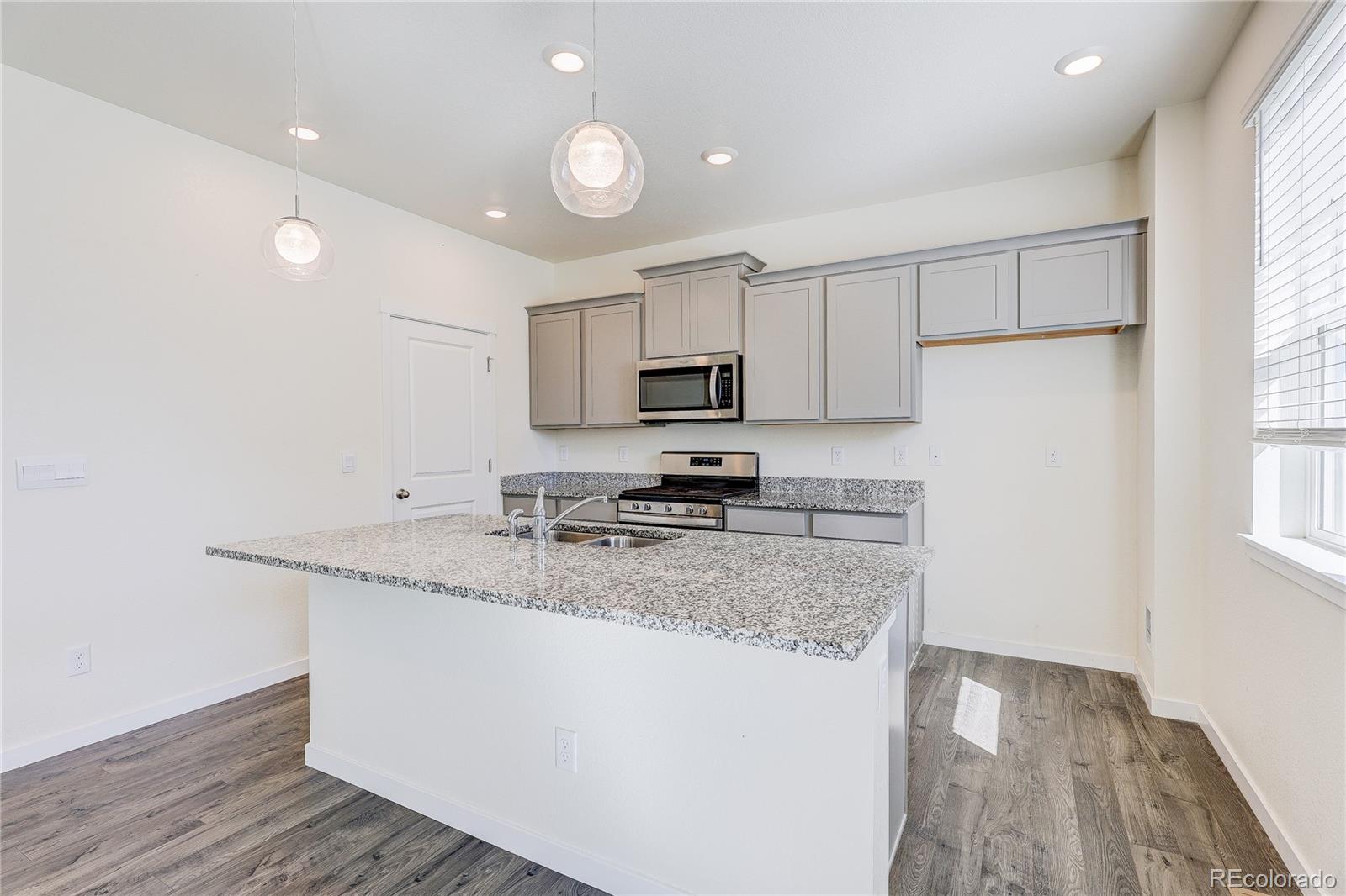 MLS Image #4 for 104  coyote street,bennett, Colorado