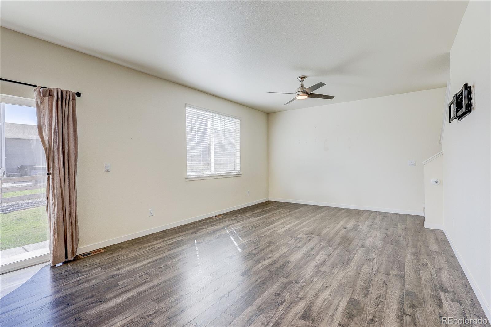 MLS Image #8 for 104  coyote street,bennett, Colorado