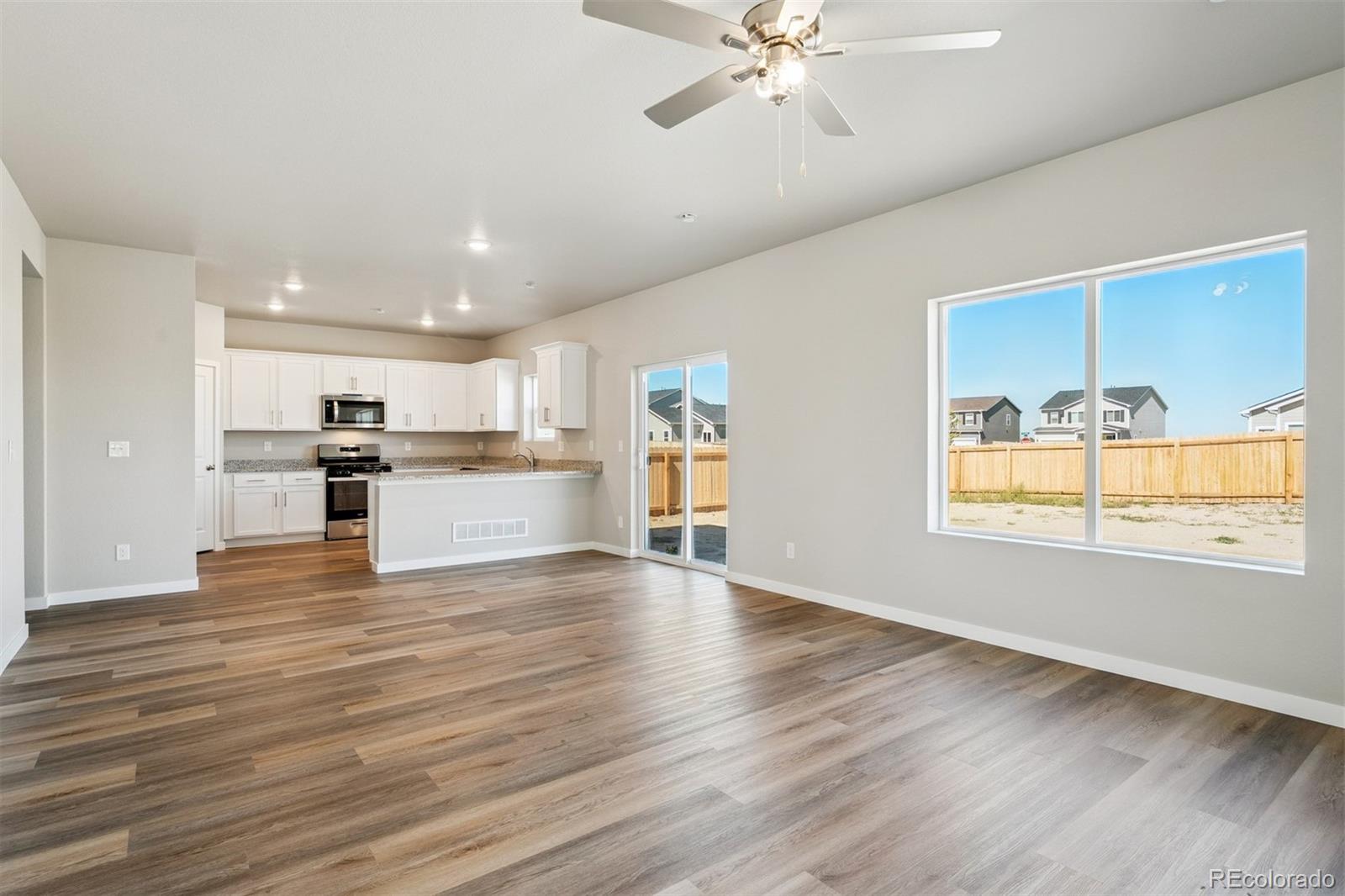 MLS Image #4 for 931  sarah avenue,fort lupton, Colorado