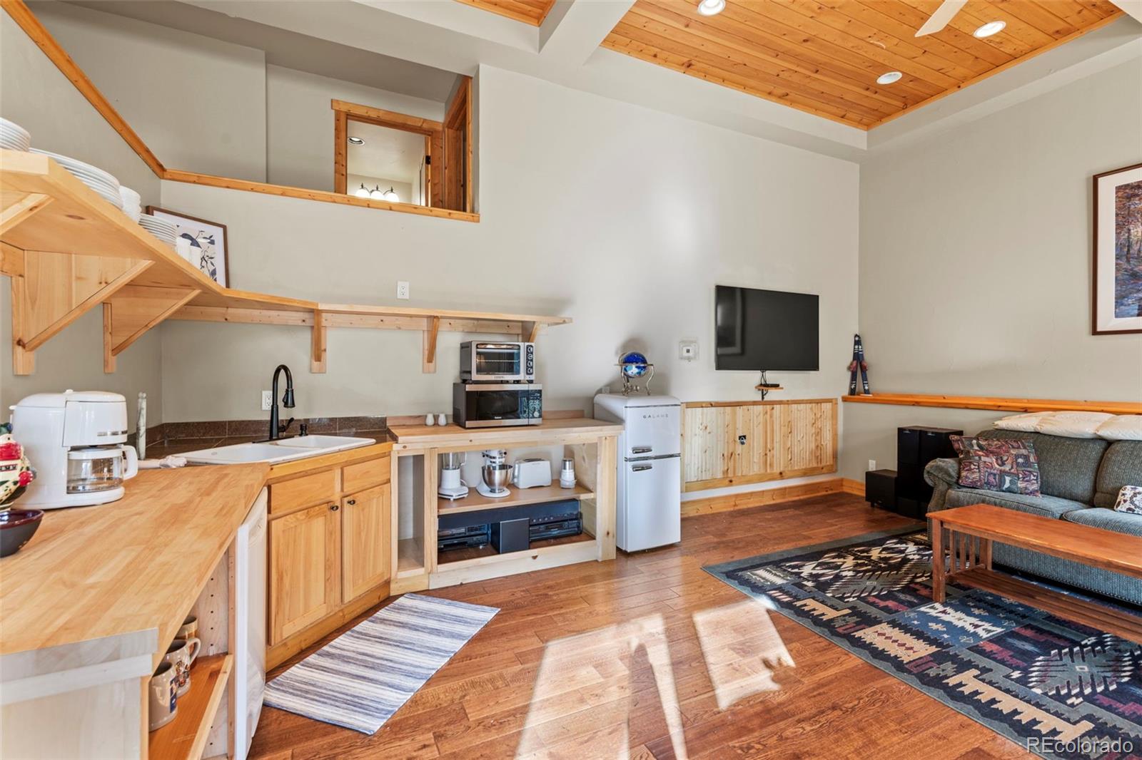 MLS Image #28 for    ,, Colorado