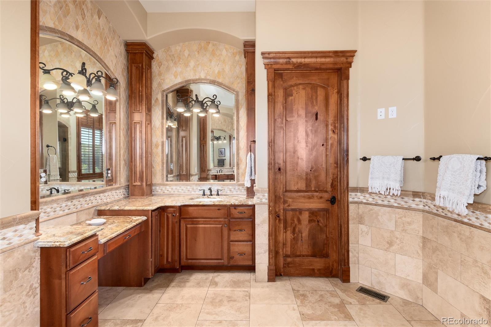 MLS Image #28 for 13079  whisper canyon road,castle pines, Colorado