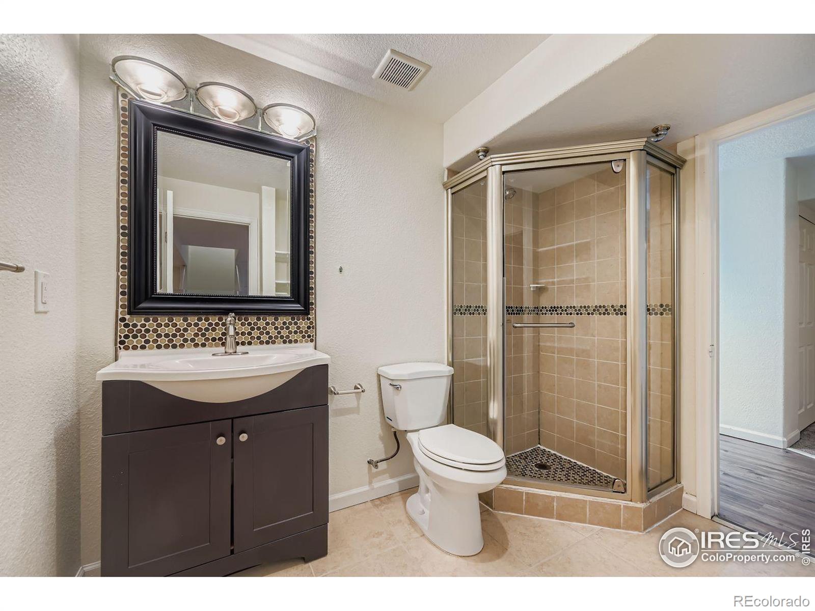 MLS Image #26 for    ,, Colorado