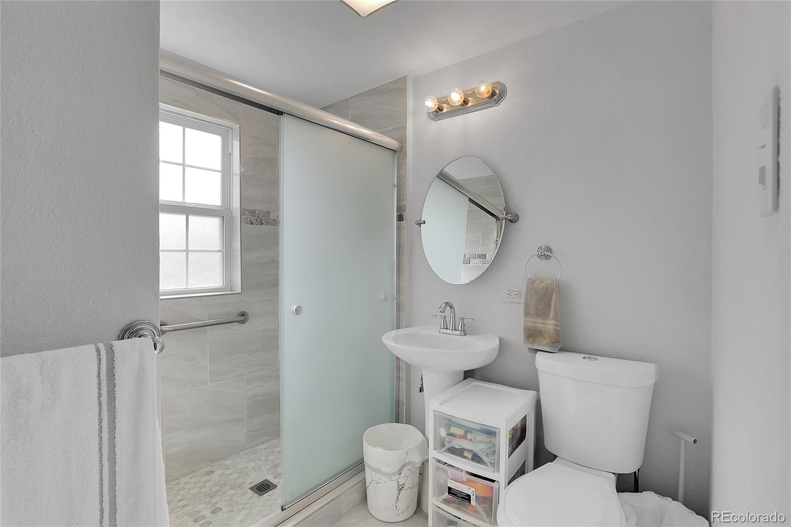 MLS Image #12 for 6004 e 29th avenue,denver, Colorado