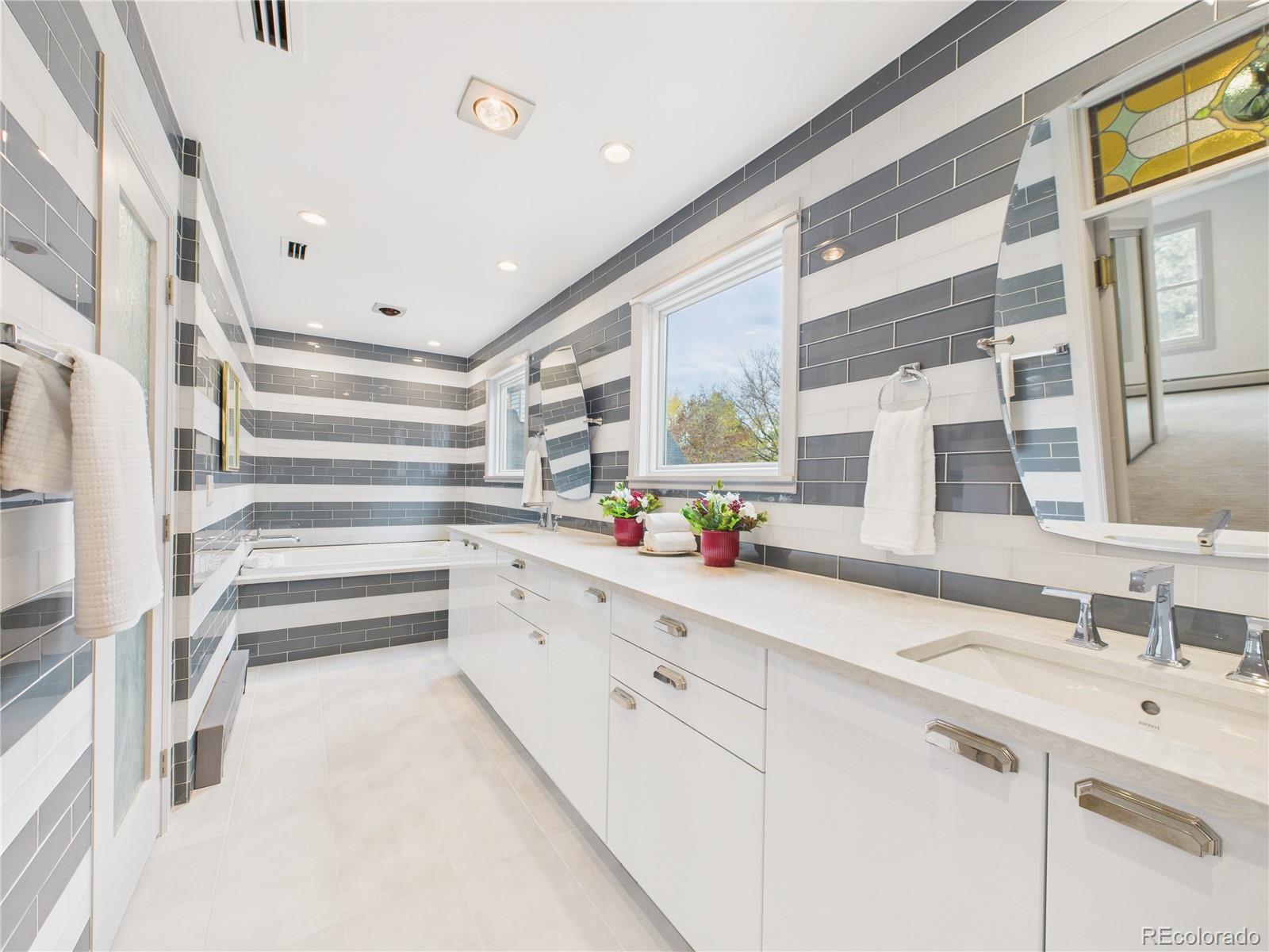 MLS Image #20 for 2880 e cedar avenue,denver, Colorado
