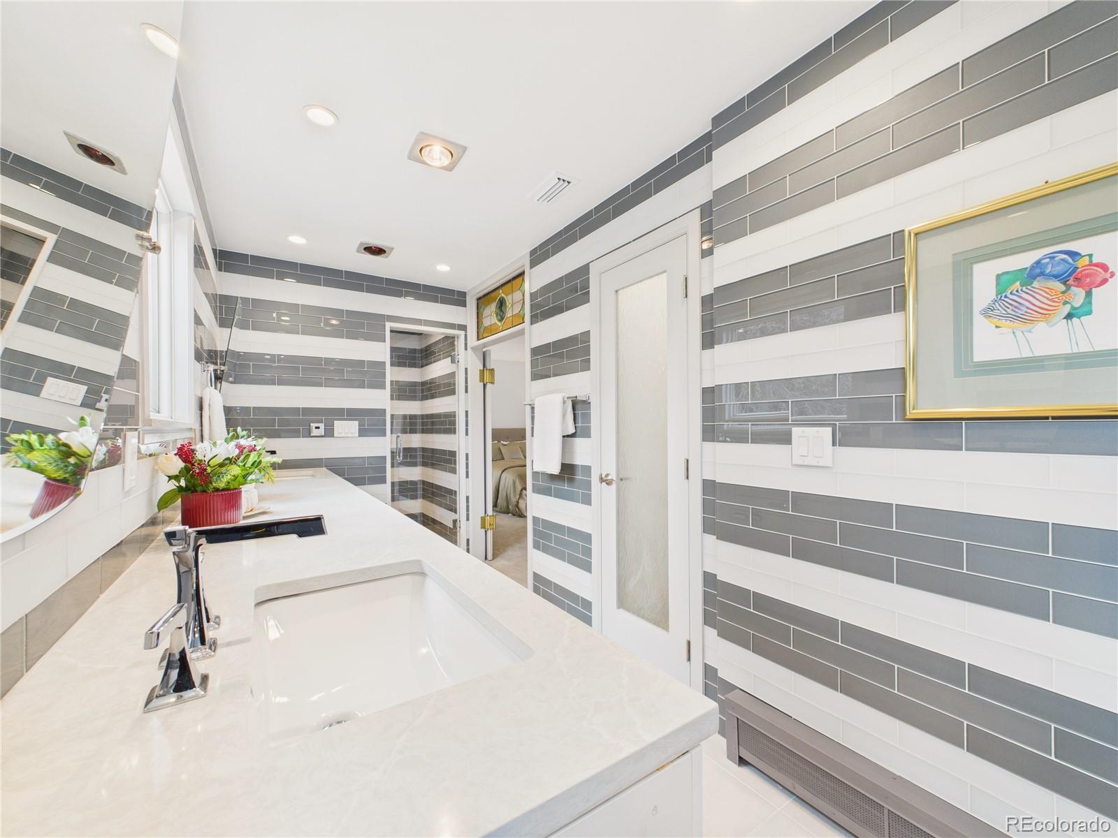 MLS Image #22 for 2880 e cedar avenue,denver, Colorado