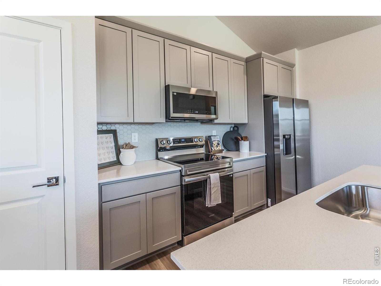 MLS Image #14 for 1825  bounty drive,windsor, Colorado