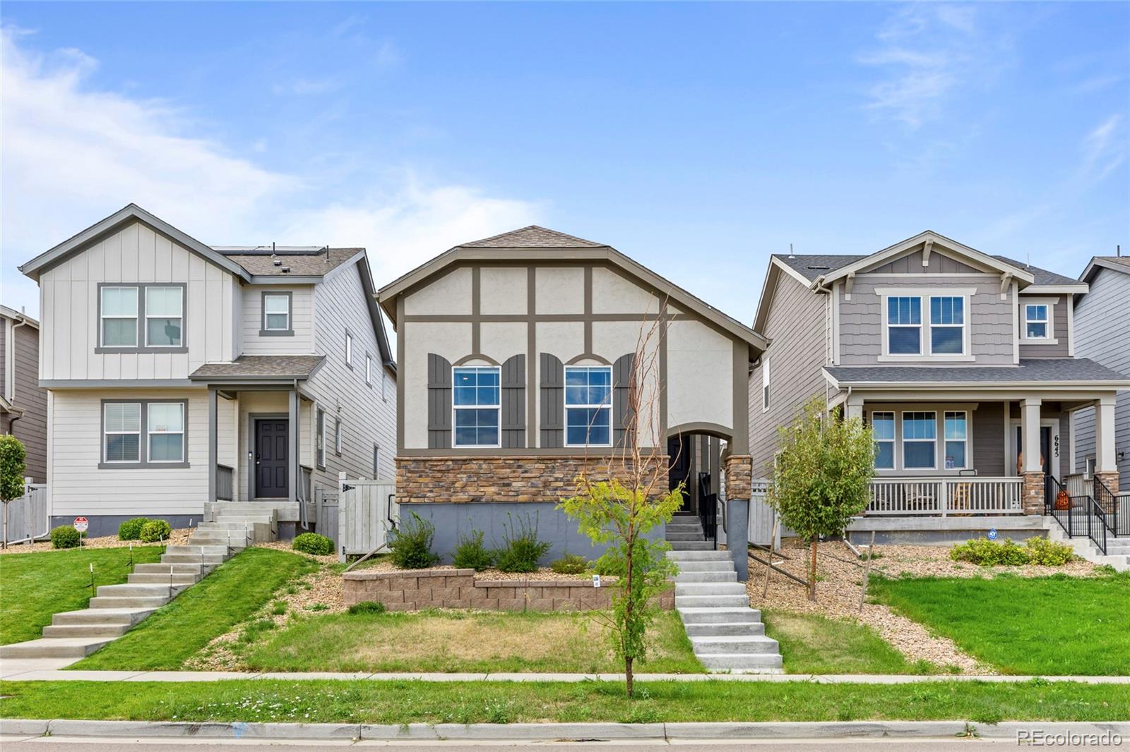 MLS Image #2 for 6643 n danube way,denver, Colorado