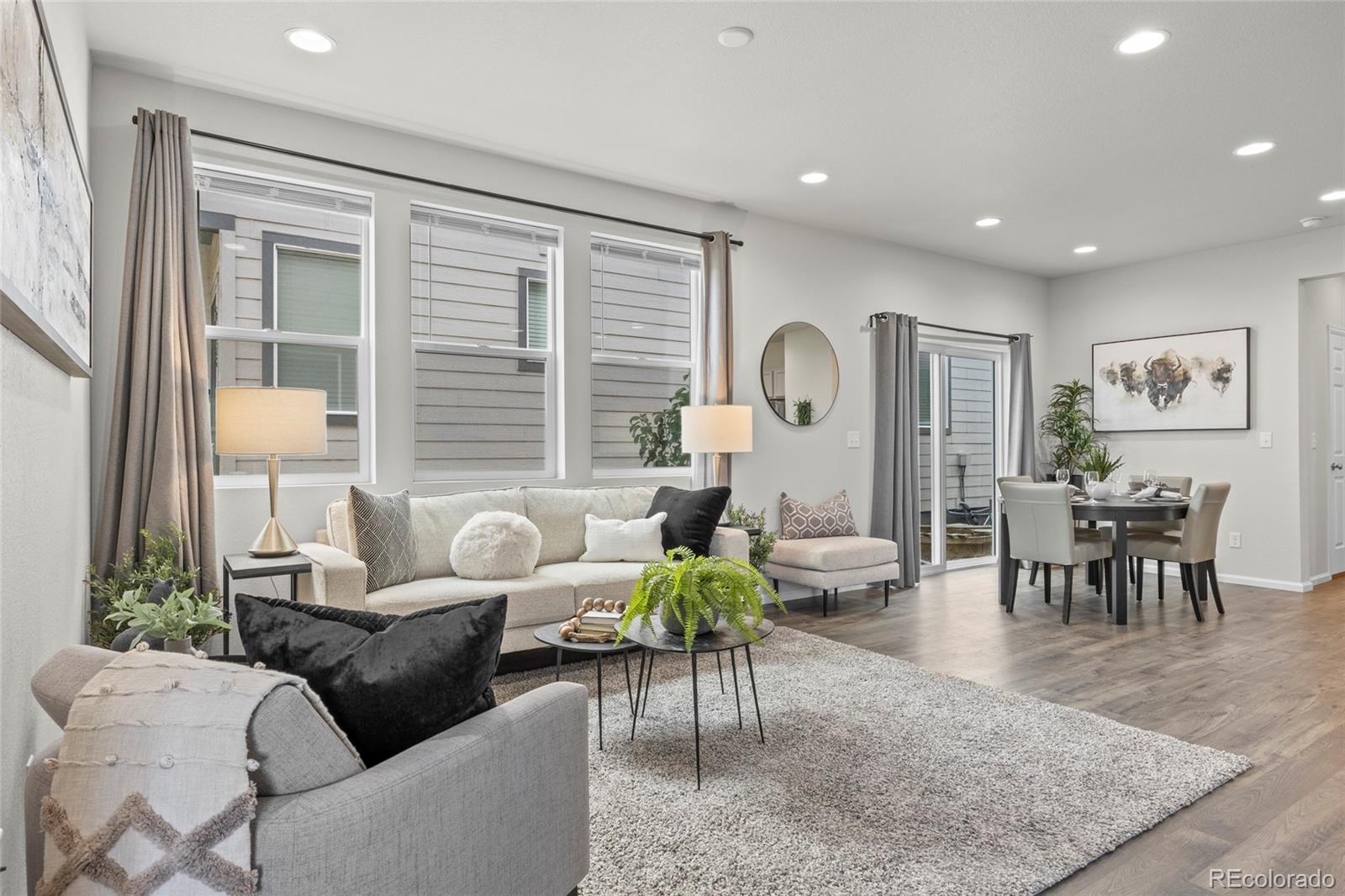 MLS Image #8 for 6643 n danube way,denver, Colorado